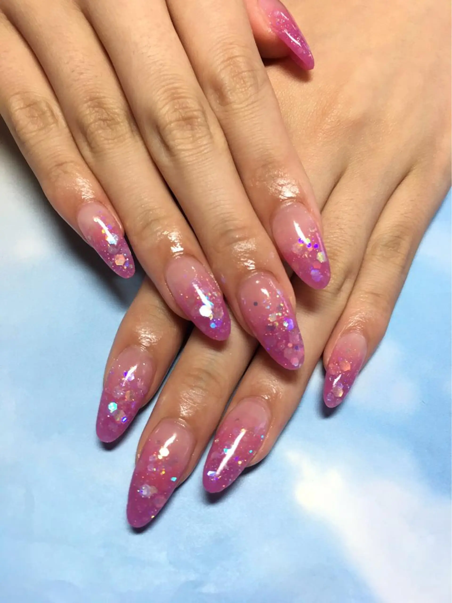 ネイル グラデーション ラメ(グリッター) ラメグラデーション スカルプネイル アクアライズ所属・アクア ライズのネイルデザイン