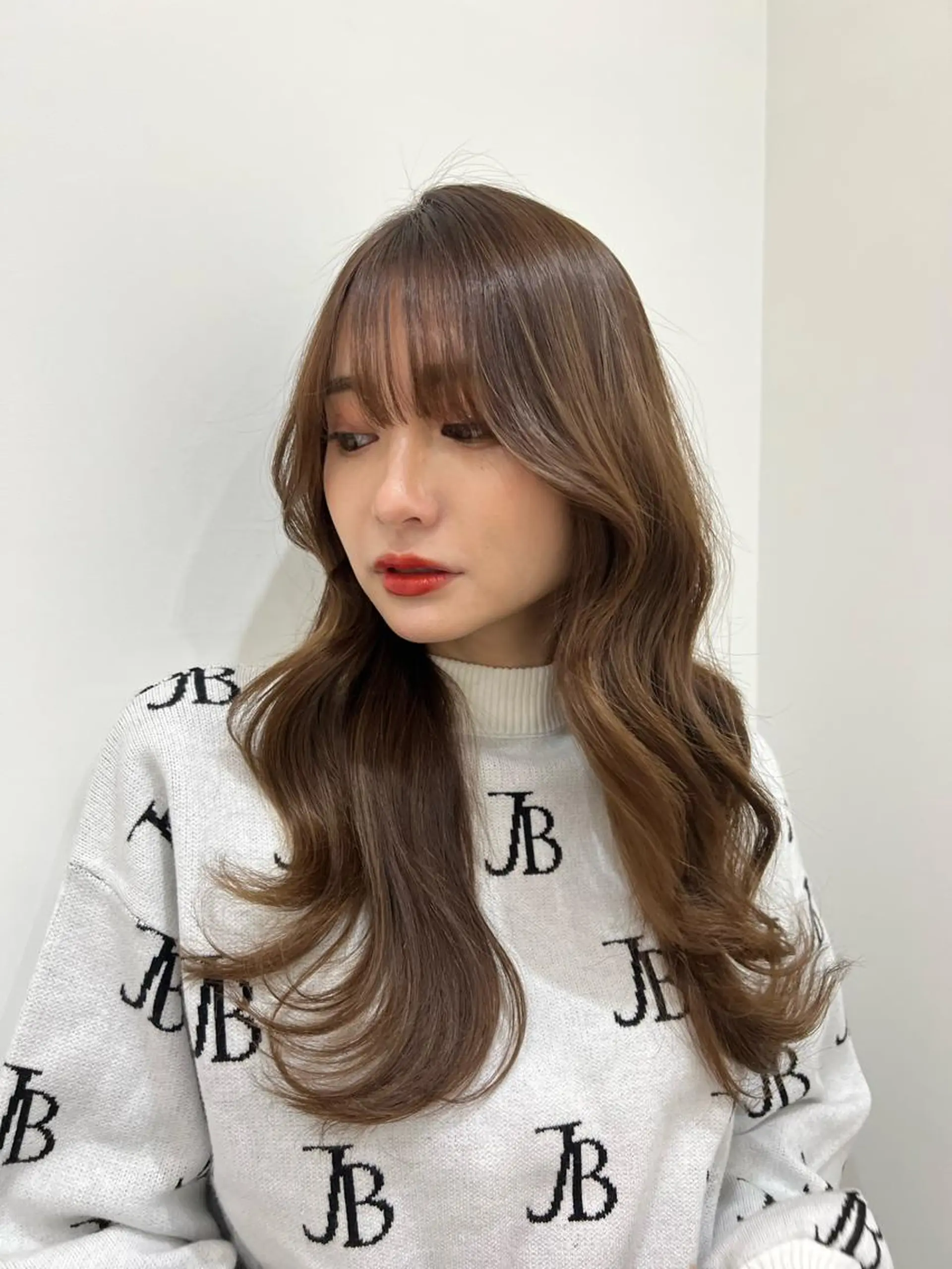 セミロング カラー 艶カラー/アイドル 前髪/内藤　輝のヘアスタイル