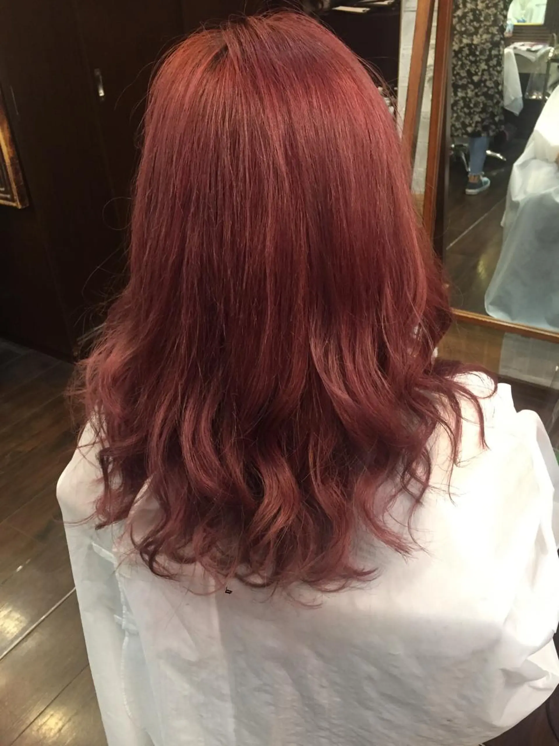 セミロング カラー ブリーチ ピンクカラー ていねい技術No.1 🌈諏訪 健太のヘアスタイル