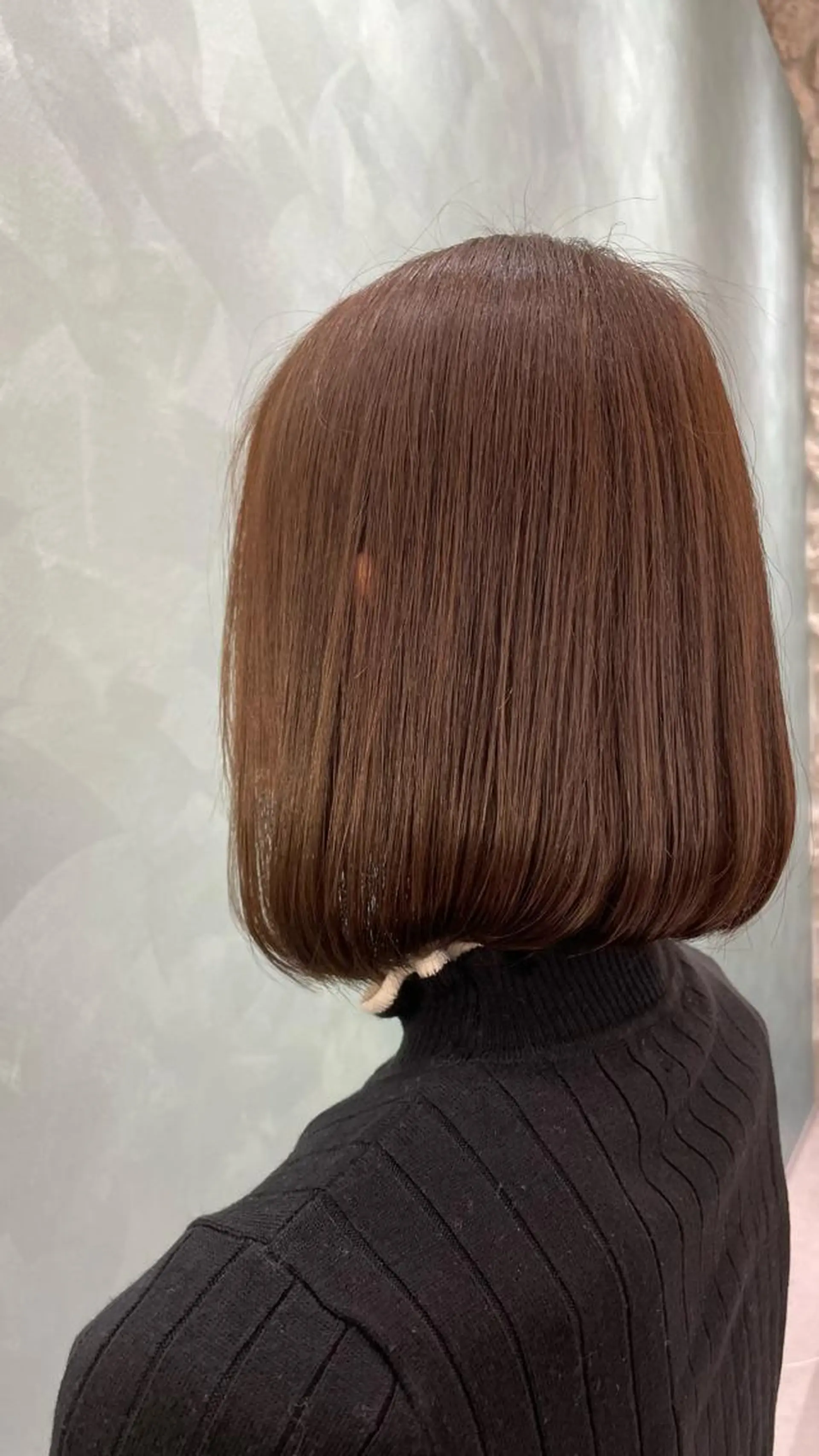 ショート 前下がりボブ アッシュ アッシュグレー アッシュグレージュ ボブ カット ヘアカラー Yui ユイのヘアスタイル