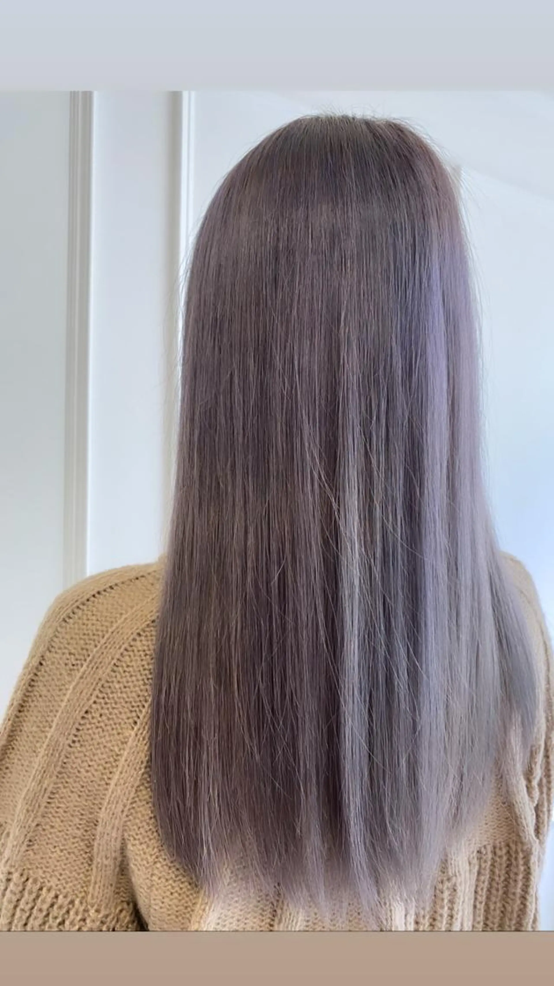 セミロング 透明感カラー✨ 酸性ストレート特化のヘアスタイル