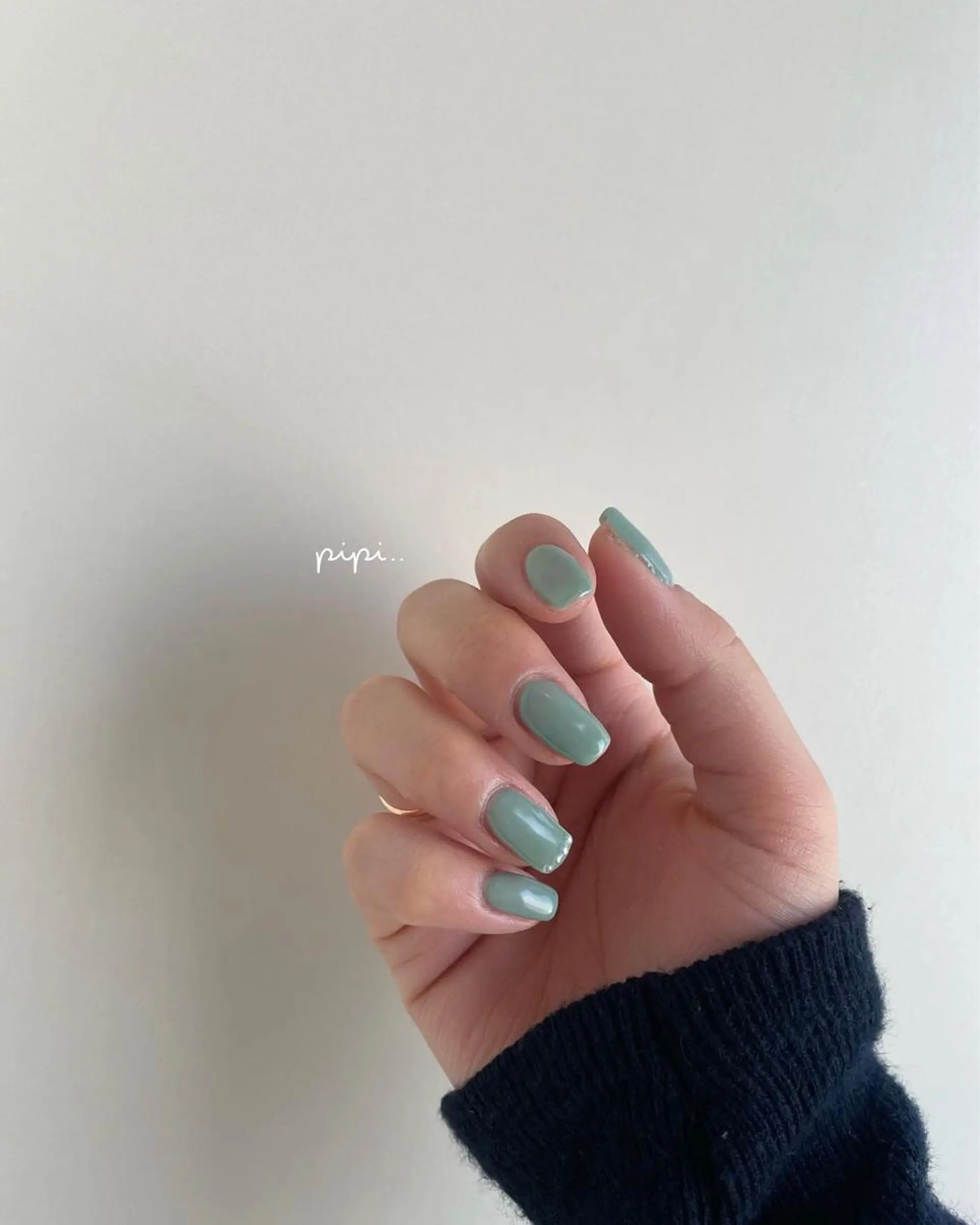 ミディアム ネイル グリーン pipi..所属・pipi ..のネイルデザイン