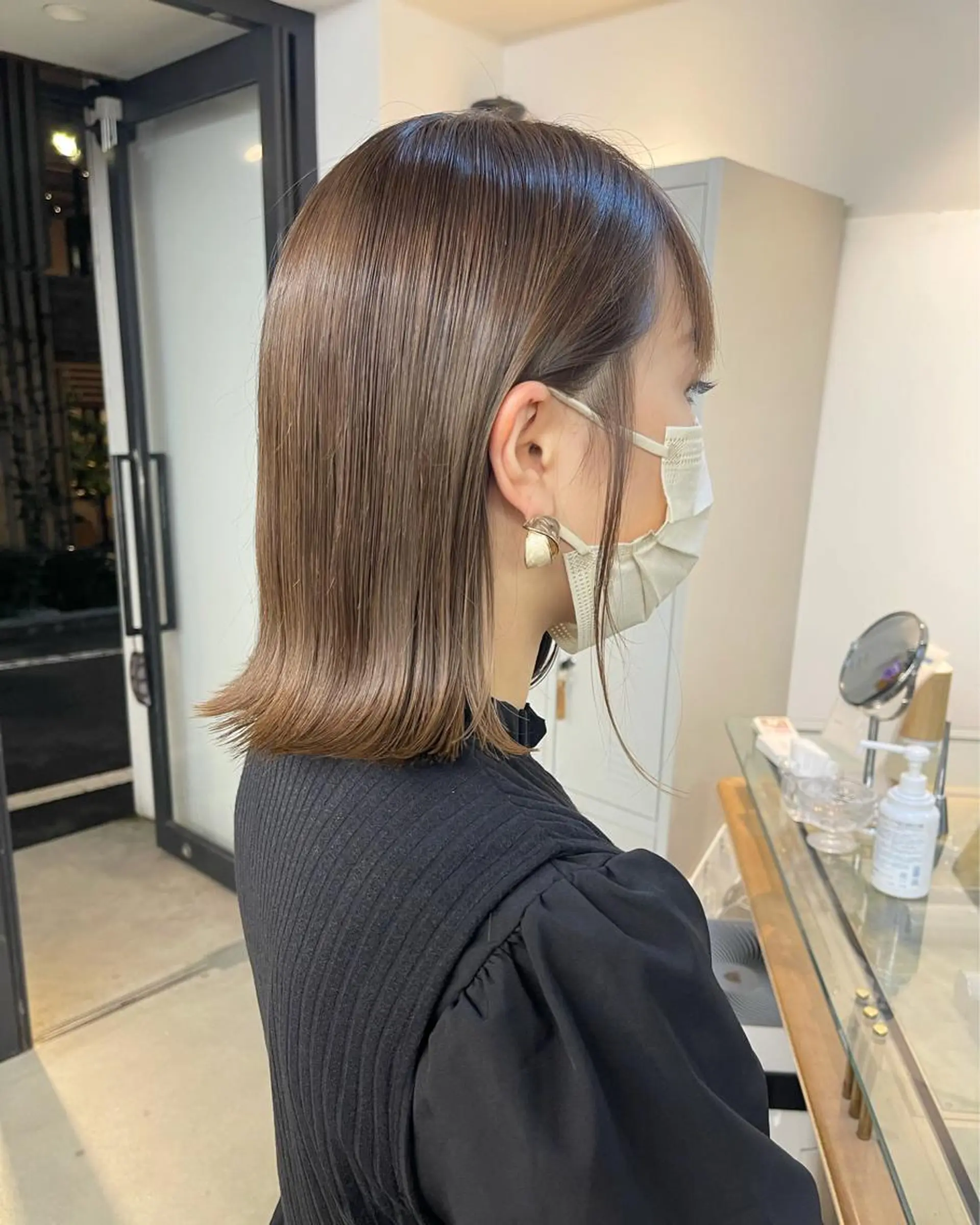 ミディアム カラー ブリーチ ブラウンカラー ブリーチなしカラー シアーブラウン ヘアカラー トリートメント 渋谷ケアブリーチ Suuのヘアスタイル