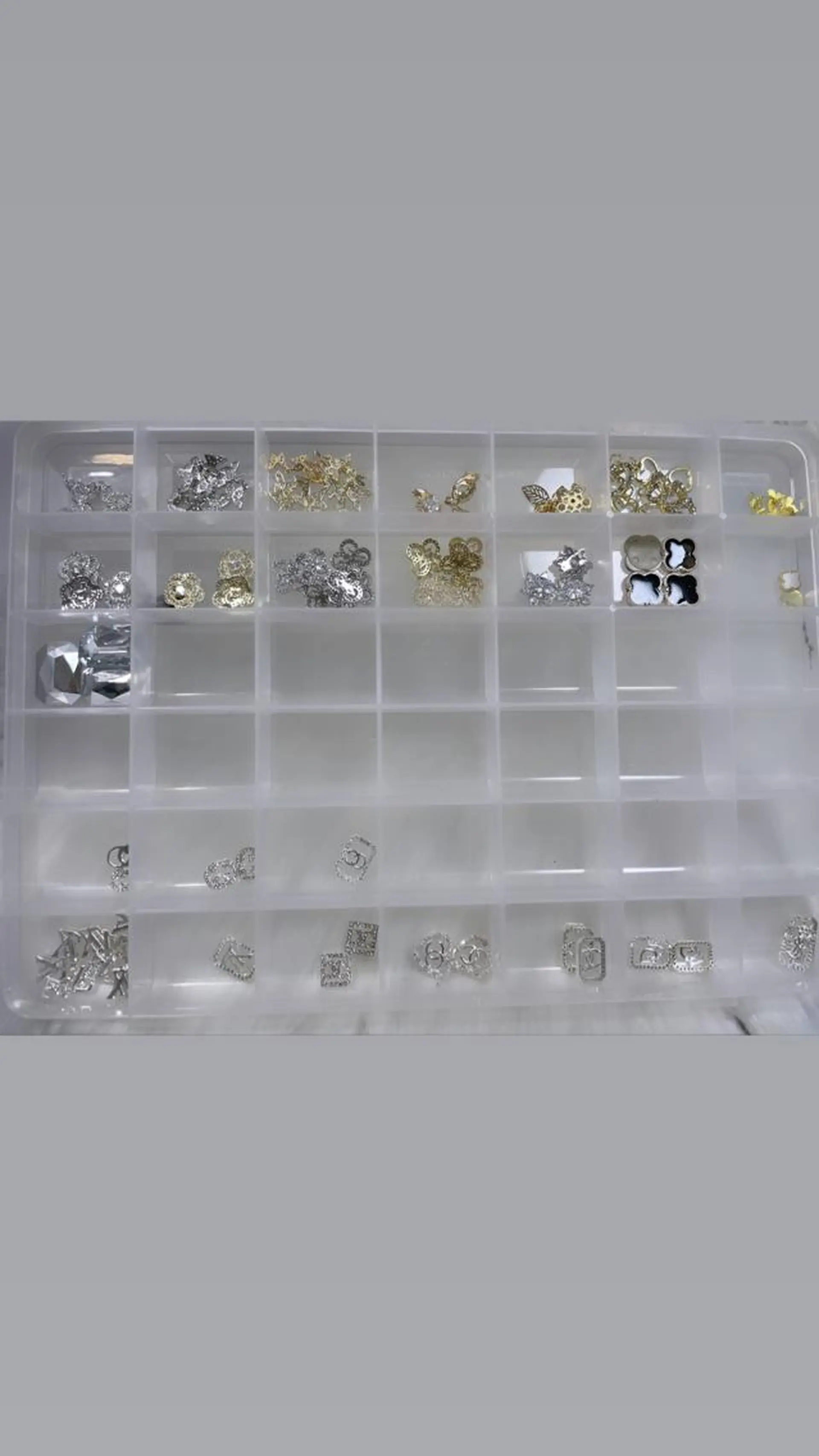 ネイル BINERVA所属・BINERVA nail salonのネイルデザイン