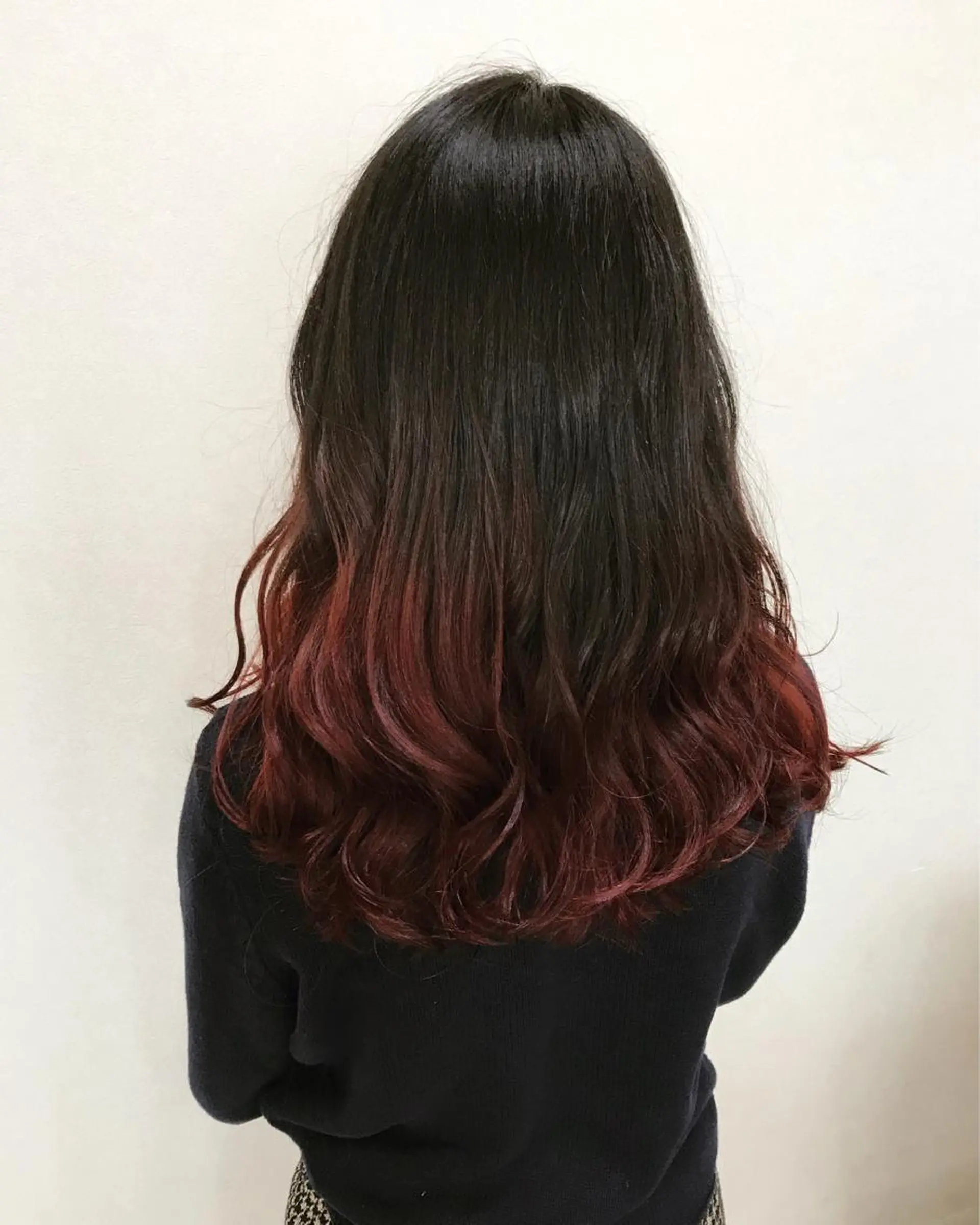 ロング カラー グラデーションカラー GRANLUSSO 岡山駅前 ビックカメラ5階所属・岡本 智次のヘアスタイル