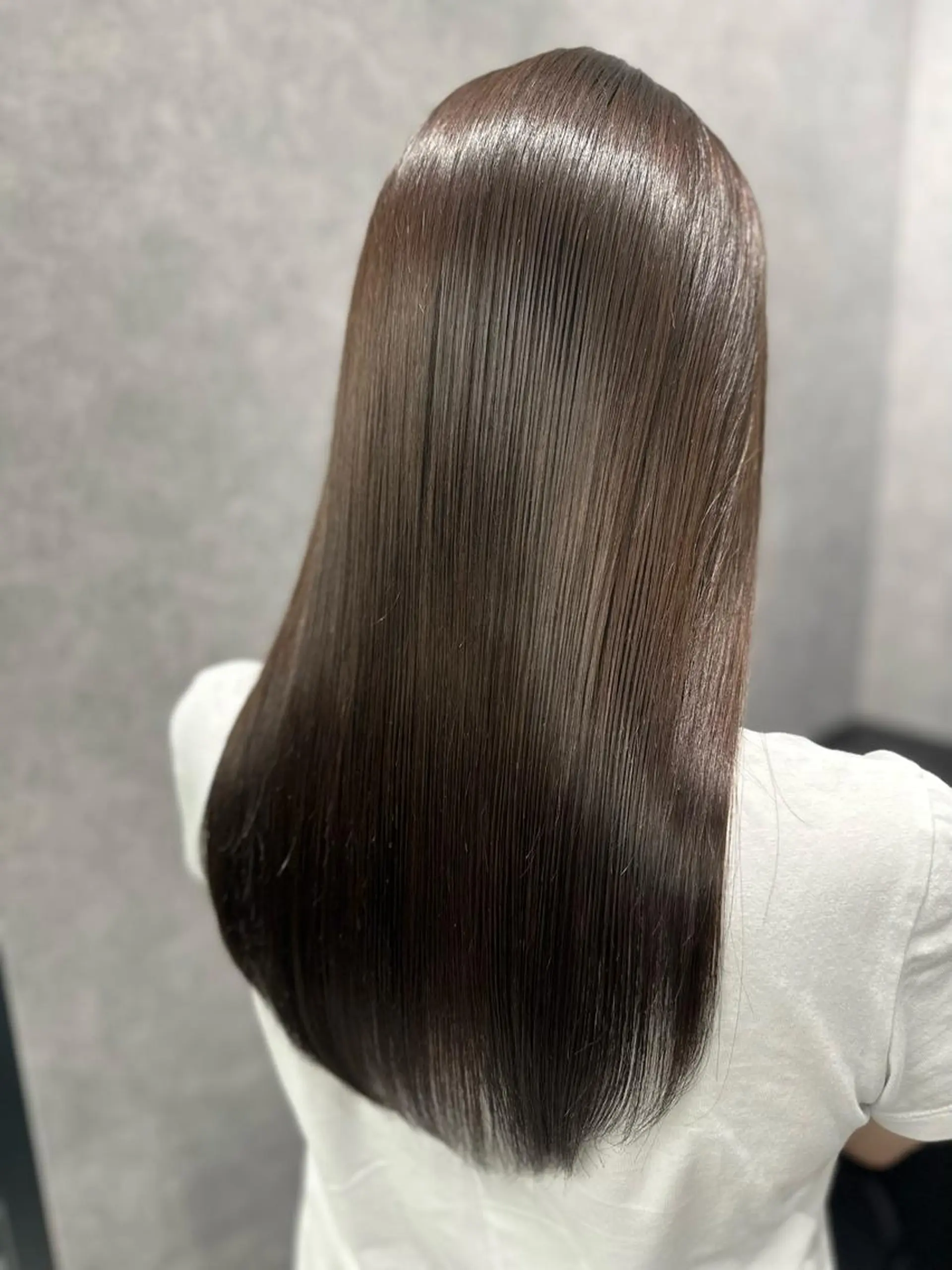 ロング トリートメント カット ヘッドスパ 岩崎 恵実のヘアスタイル