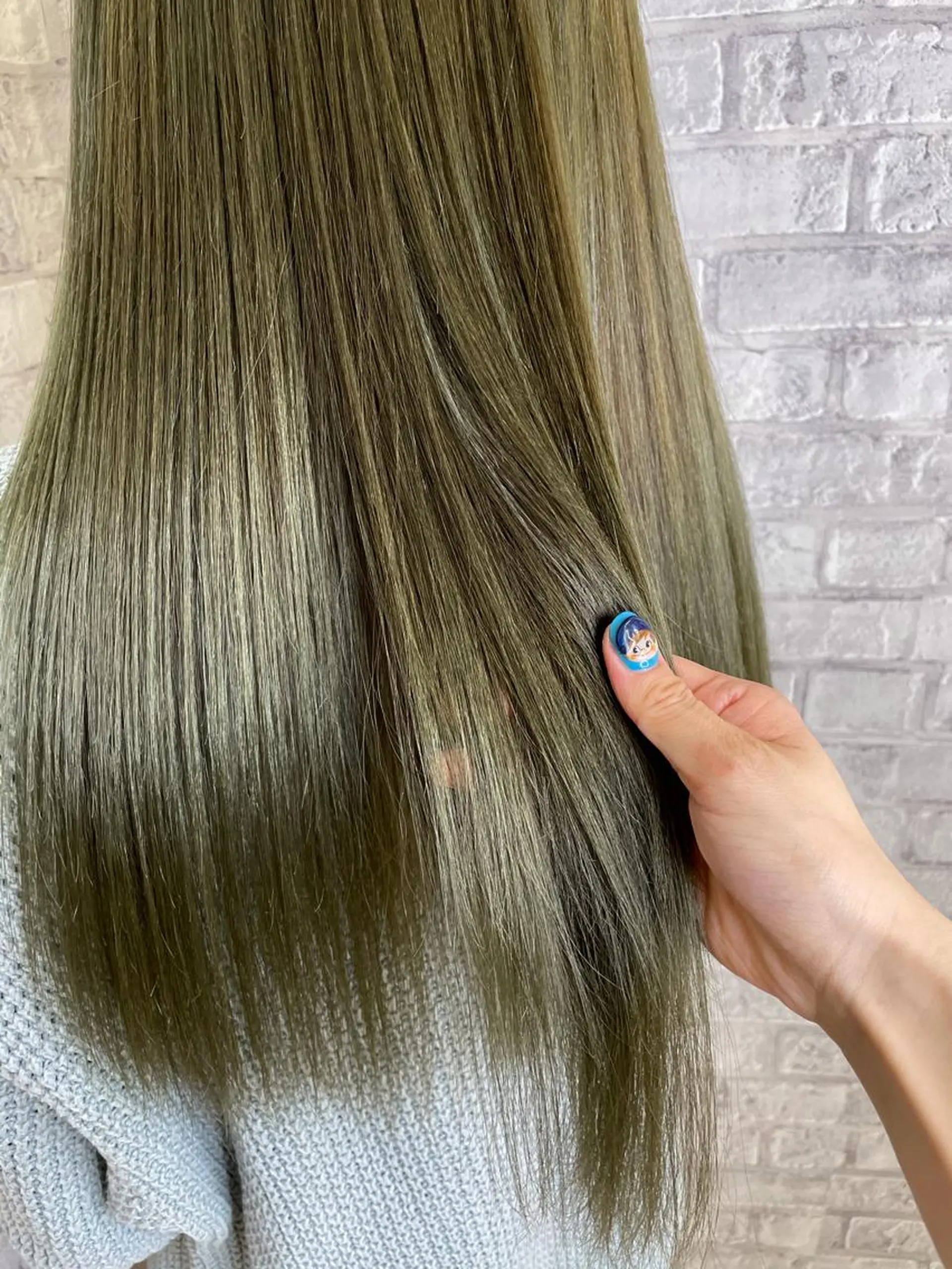 ロング カラー ヘアアレンジ EARTH 越谷店のヘアスタイル