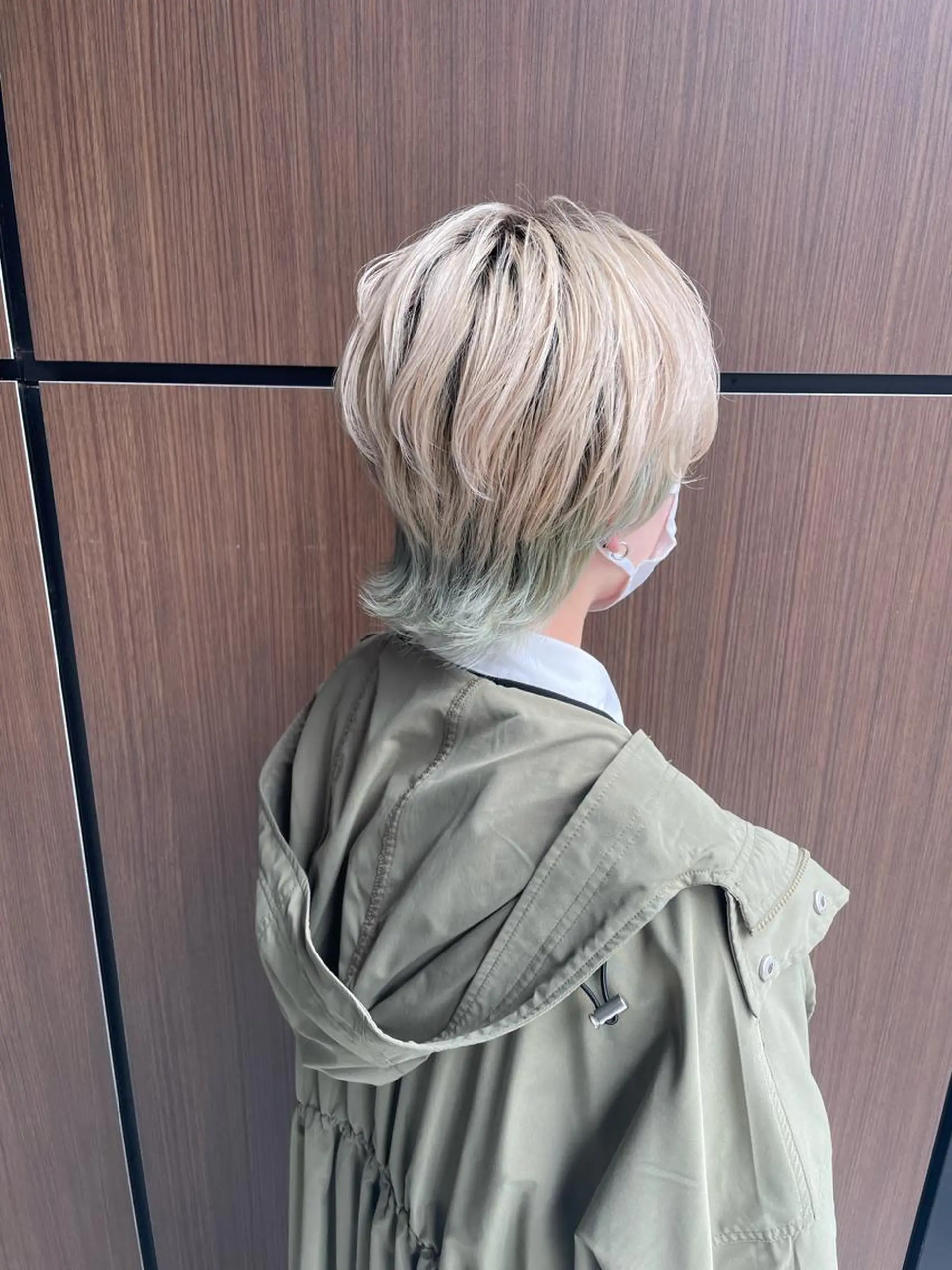 ショート カラー ブリーチ ウルフカット A/LEE所属・久保田 千尋のヘアスタイル