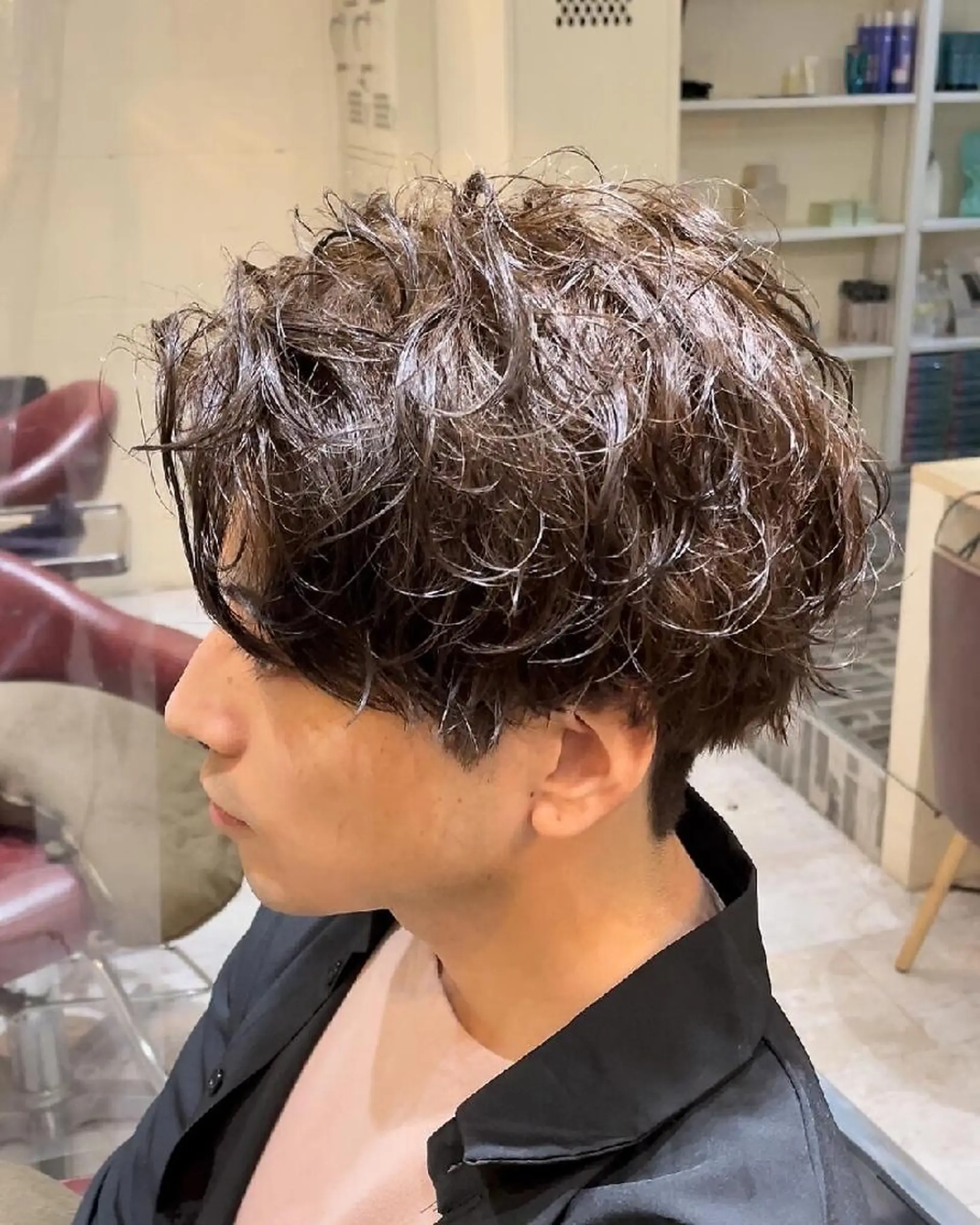 メンズ ショート カラー パーマ ボブレイヤー メンズバレイヤージュ メンズブリーチ センターパート フェードカット メンズパーマ/顔周り レイヤー店長えのもとのヘアスタイル