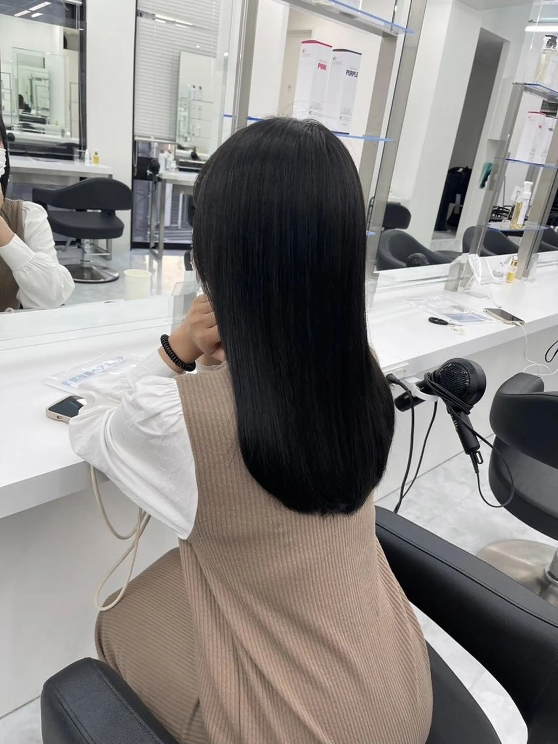 カラー 透明感くすみカラー 🩶カナタ🩶のヘアスタイル