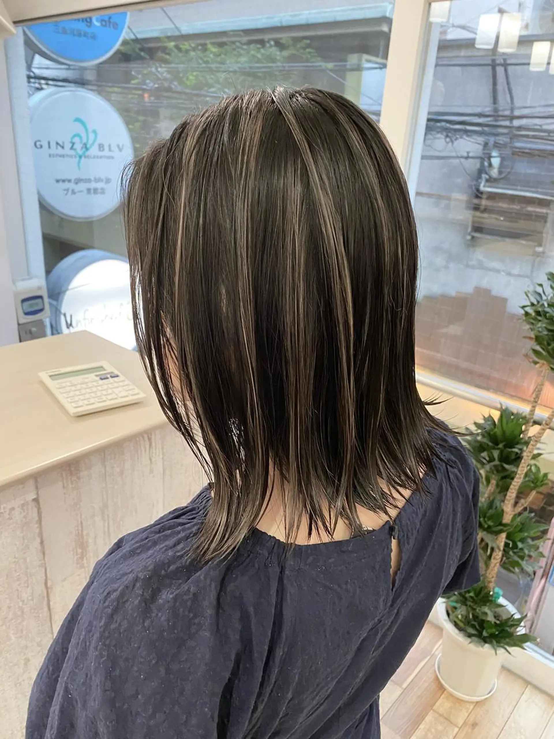 ミディアム カラー 久米 治仁のヘアスタイル