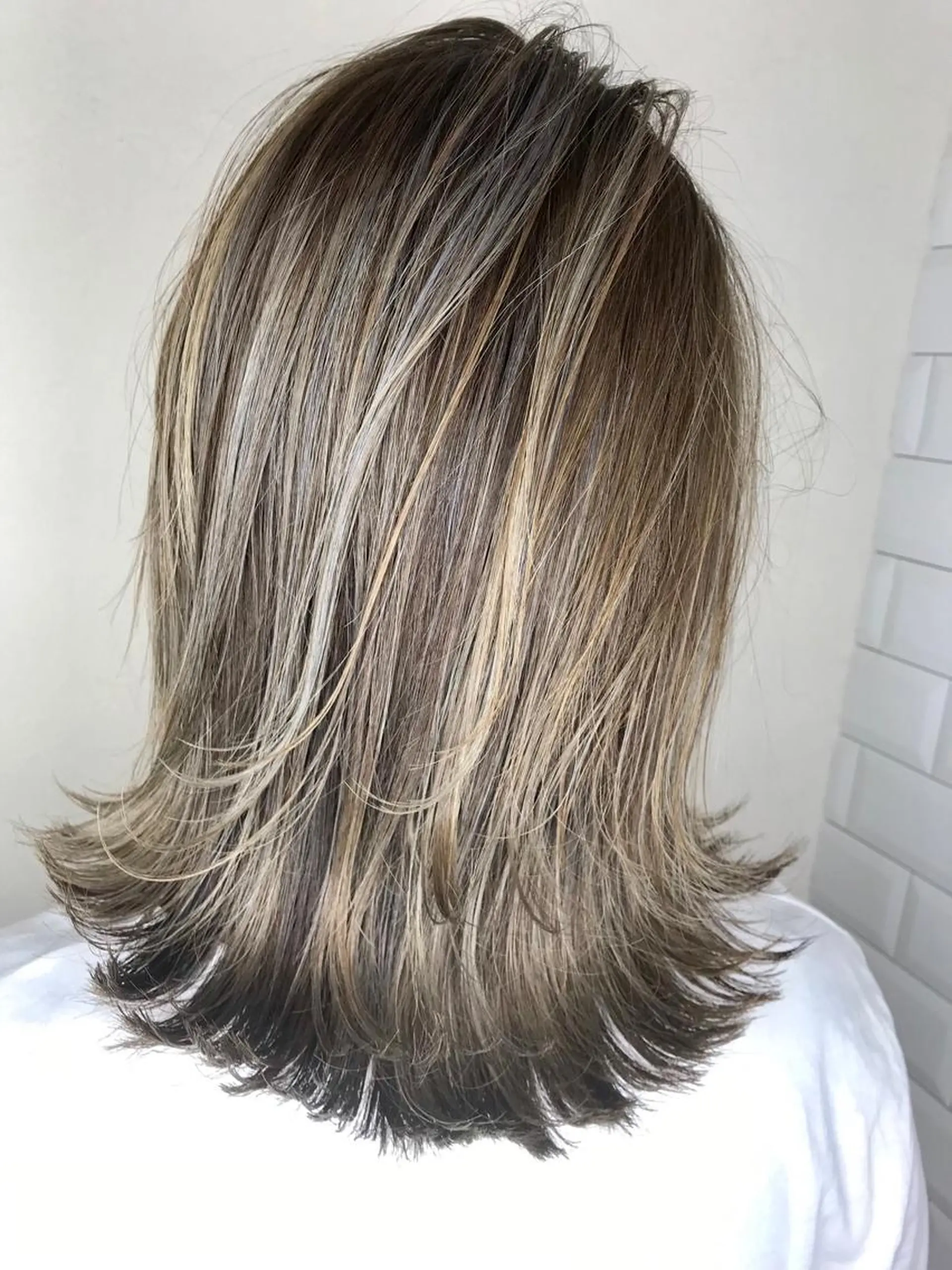 ミディアム NICORA.   hair+eye所属・吉河 克則のヘアスタイル