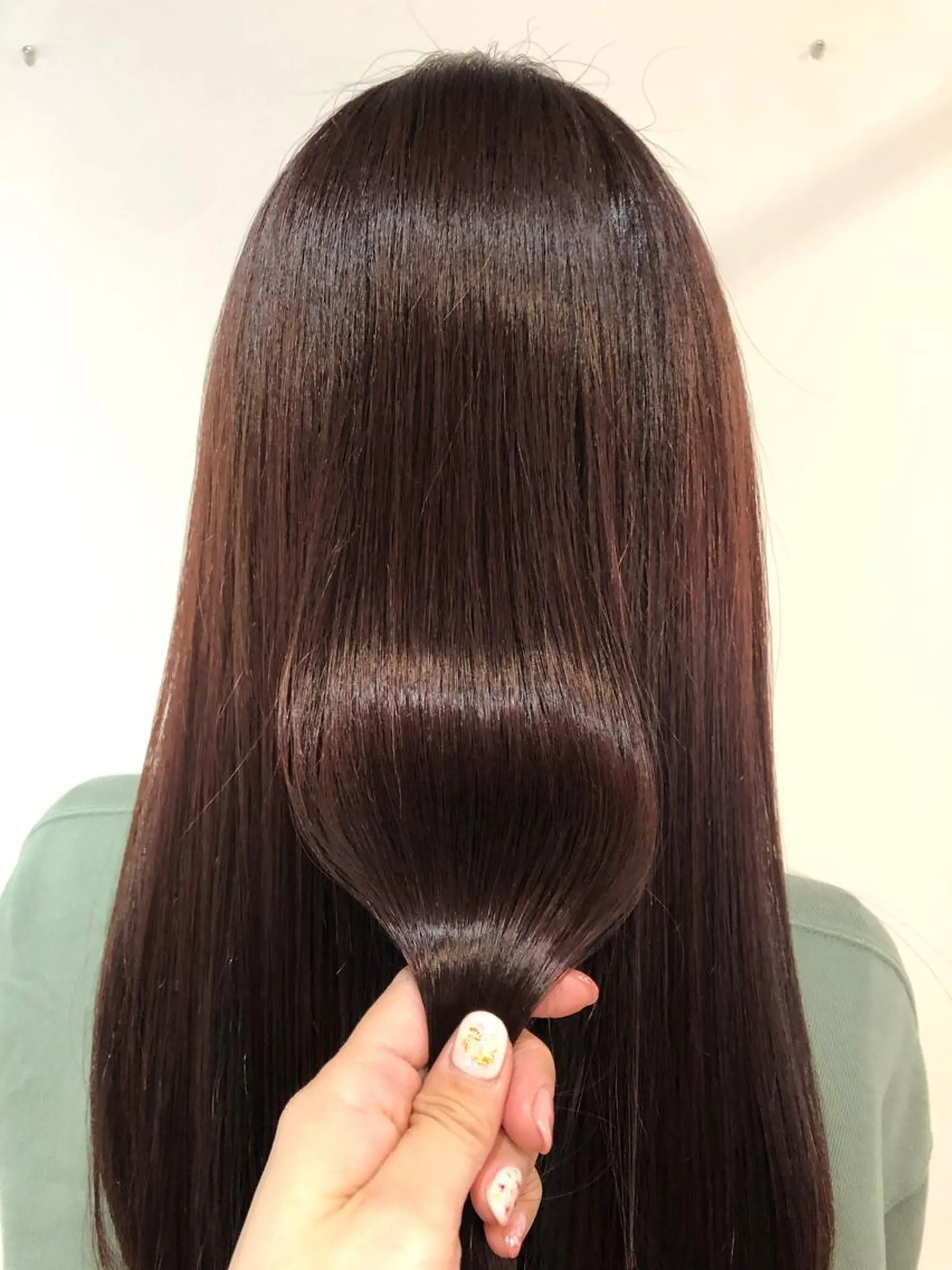 ロング カラー カット ヘアカラー トリートメント 青野 文香のヘアスタイル