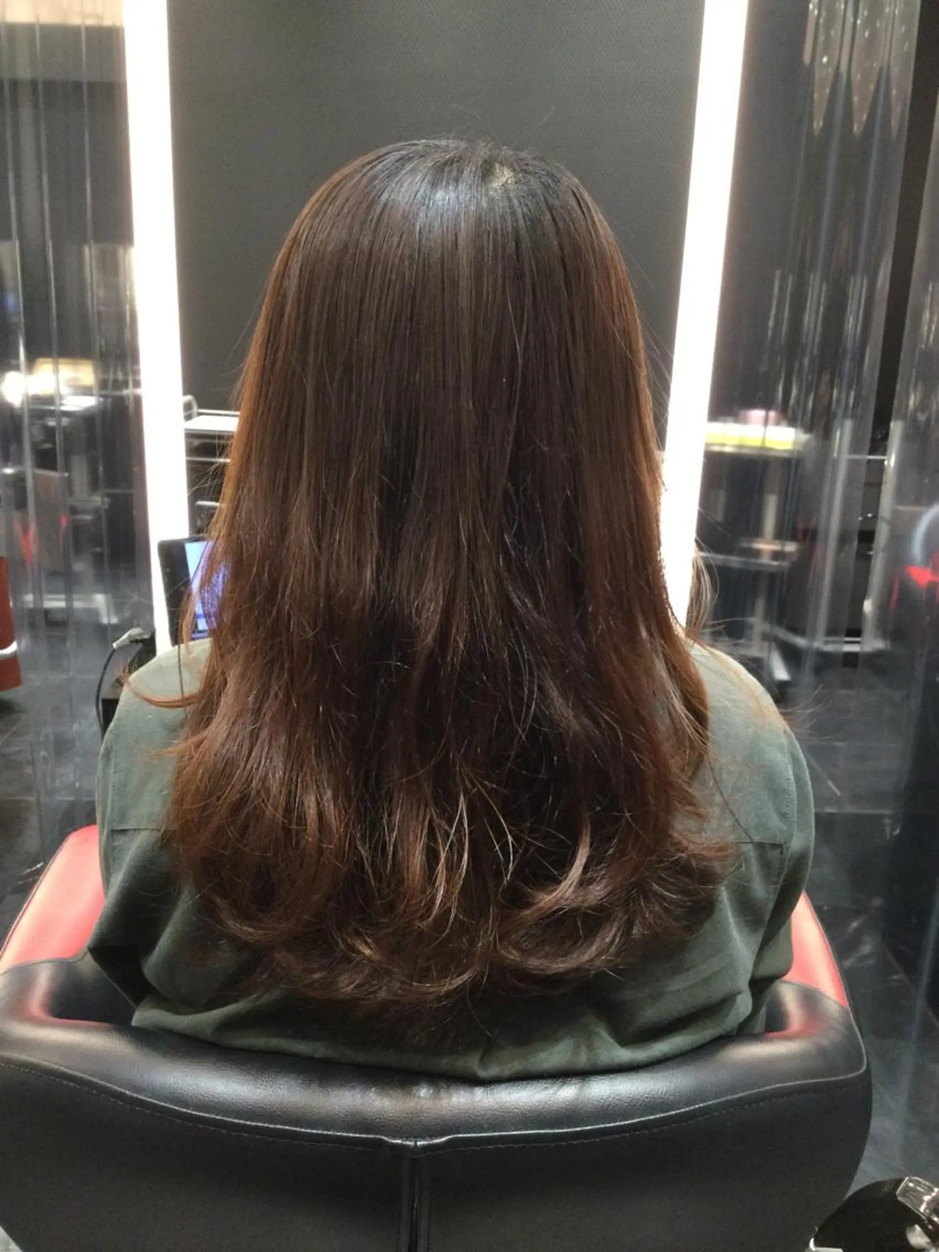 ロング カラー Annon プライベートサロンのヘアスタイル