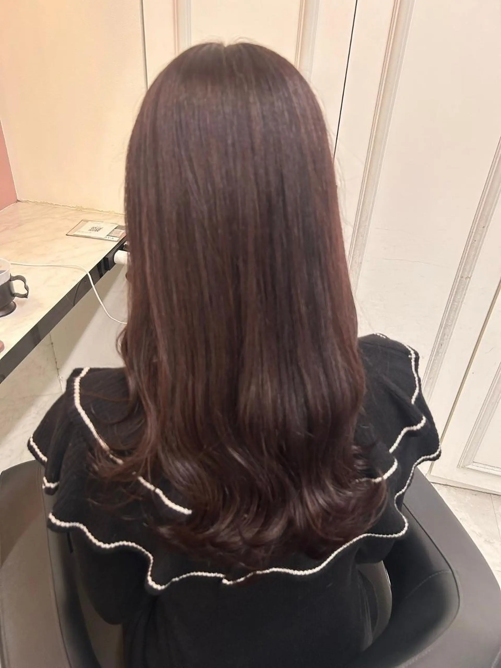 カラー 冬の透明感暗髪❄️ トレンドカラー❄️のヘアスタイル