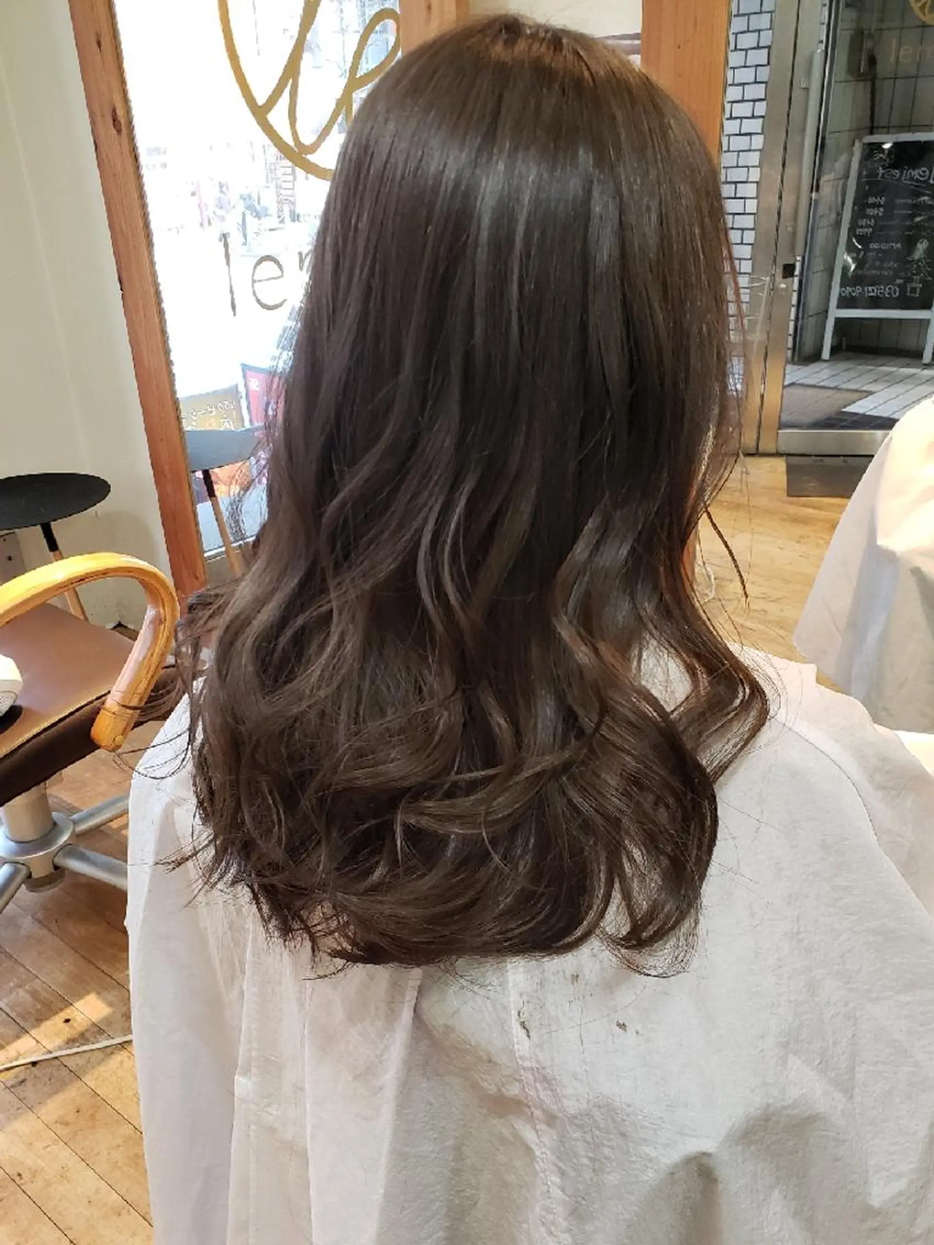 ロング カラー 長岡 健一のヘアスタイル