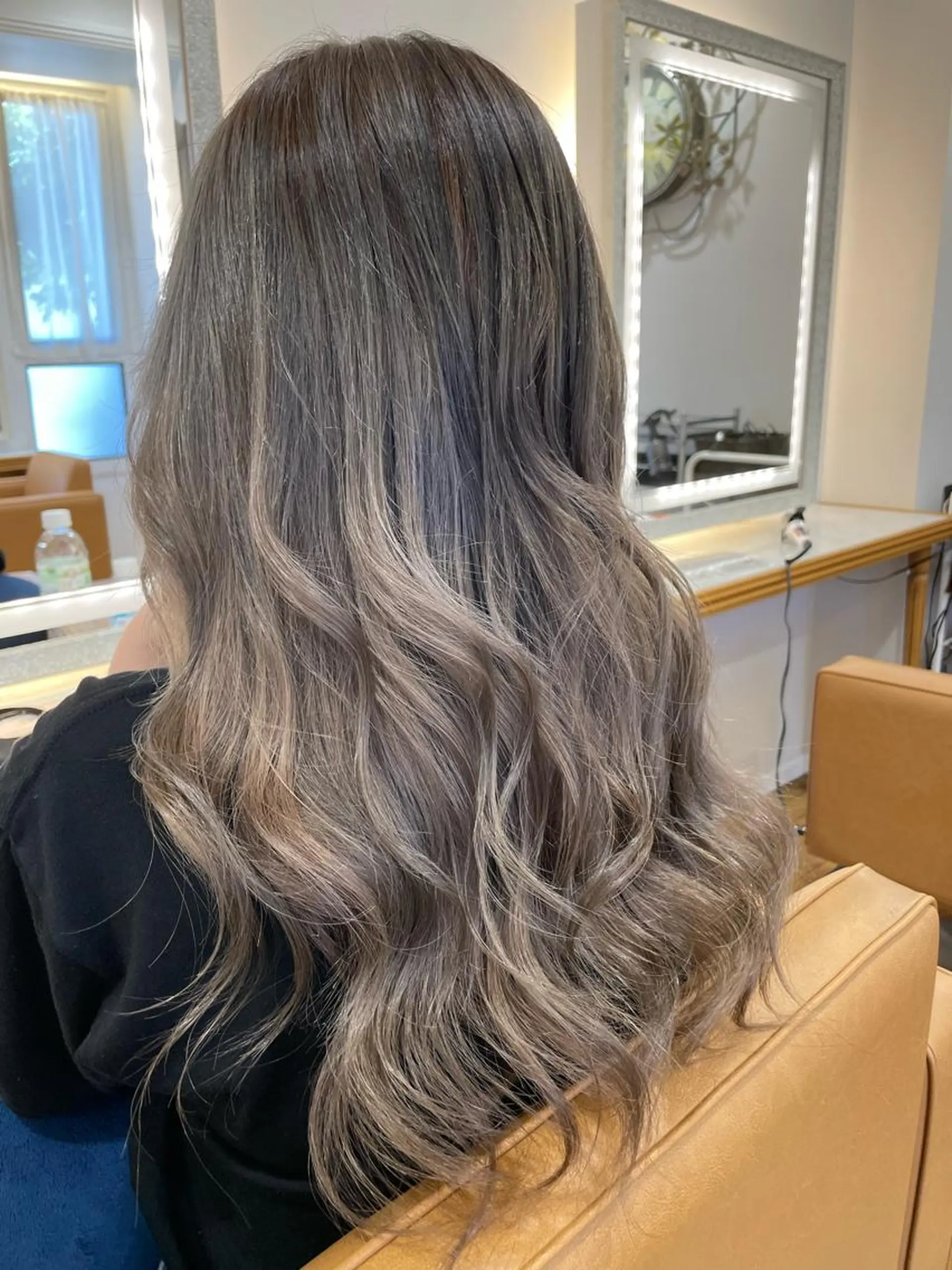 ロング ヘアカラー トリートメント ブリーチ毛矯正.髪質 改善.髪にドラマをのヘアスタイル