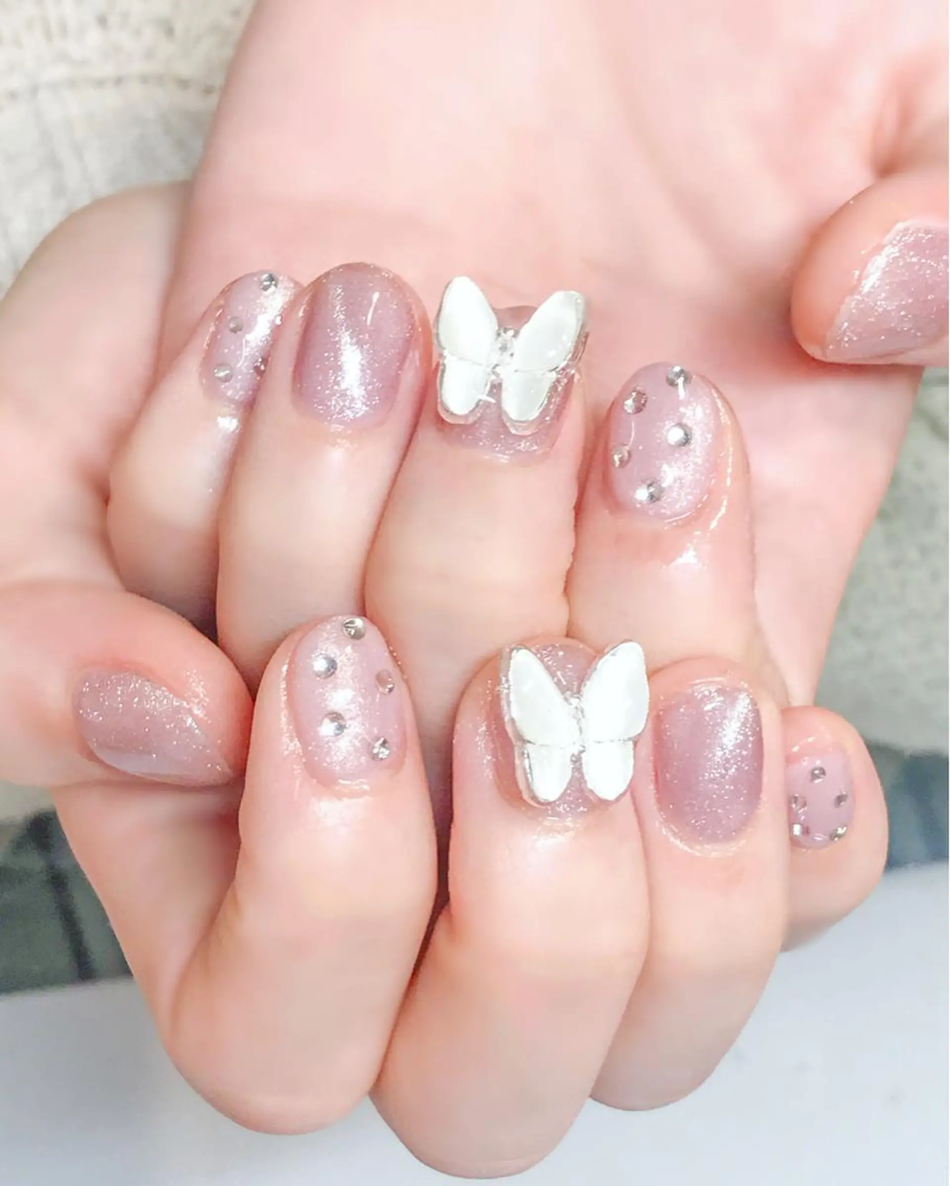 ネイル ジェルネイル キラキラネイル 韓国ネイル マグネットネイル ワンホンネイル Nyanco Nailのネイルデザイン
