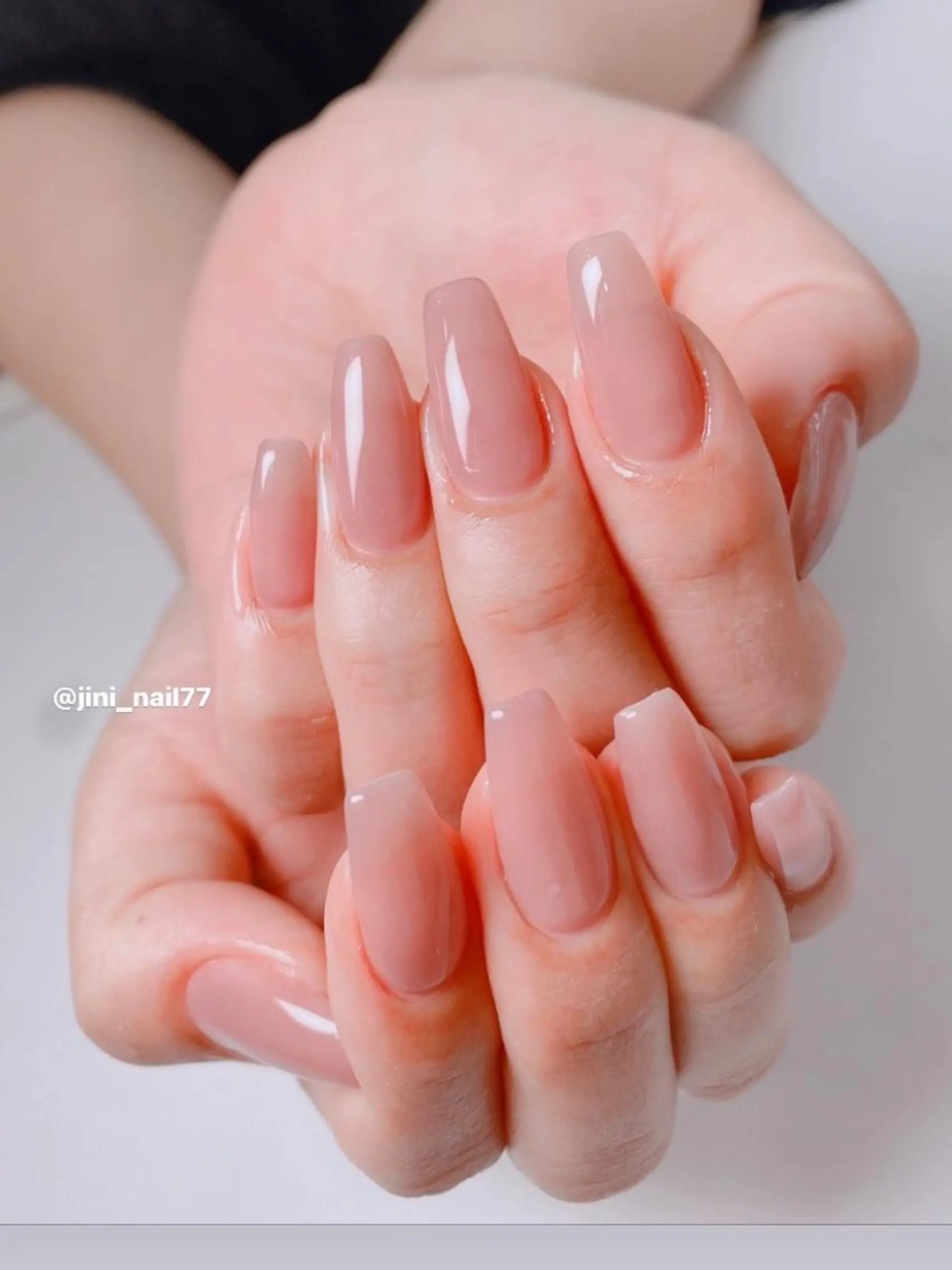 ネイル ハンドネイル JINI NAIL所属・ジニ ネイルのネイルデザイン