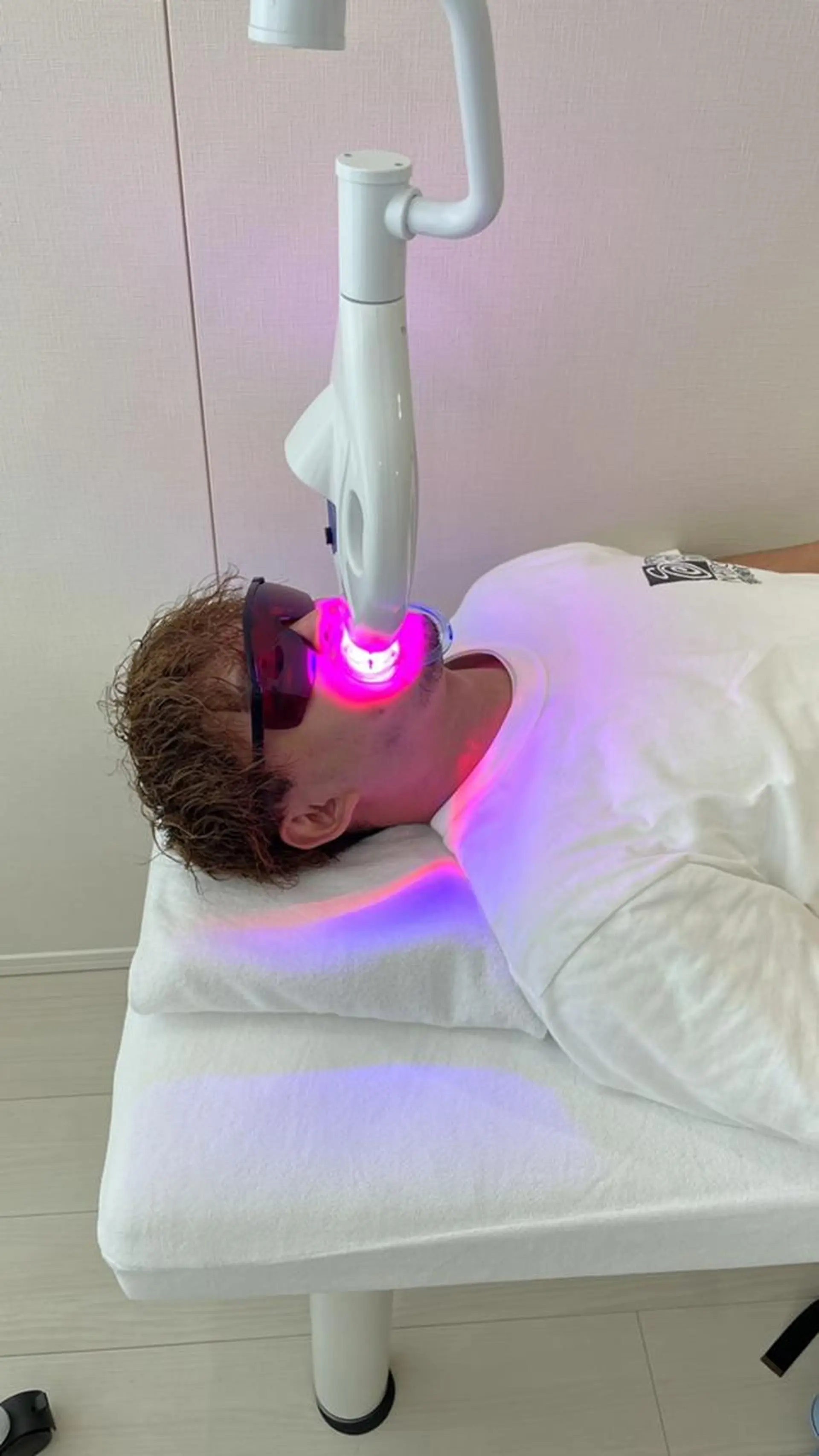 ネイル ヘアアレンジ メンズ マツエク・マツパ アイブロウ パーマ カラー ショート キッズ ホワイト その他 ライトビューティー 銀座本店のエステ・リラクイメージ