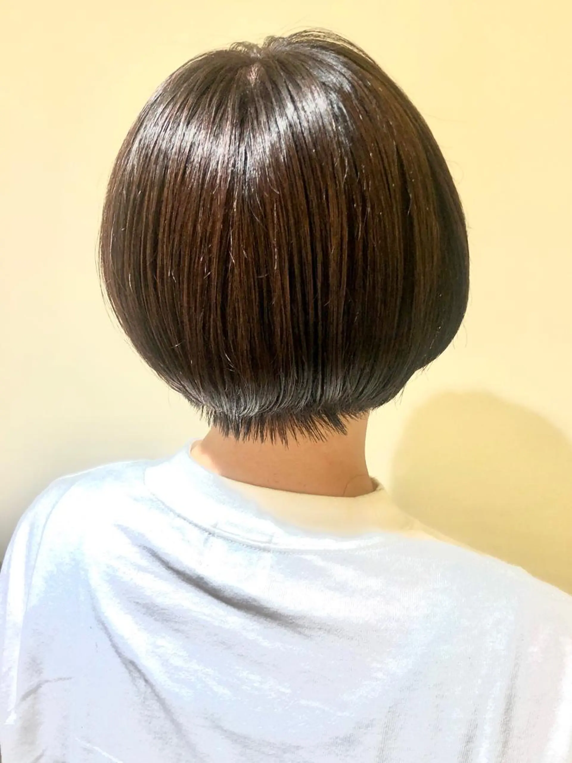 ショート カラー さかい なつみのヘアスタイル