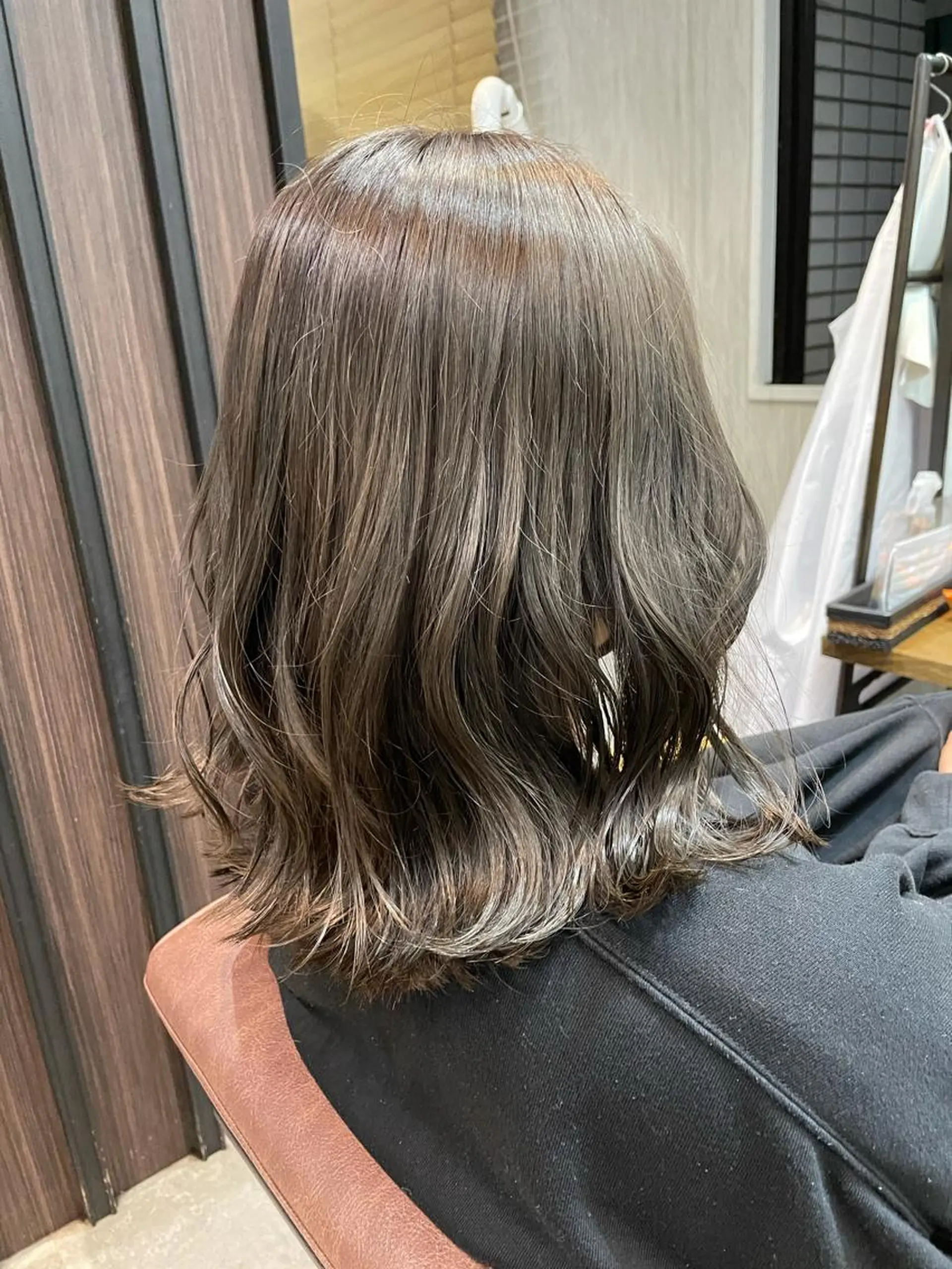 ミディアム カラー トリートメント カット ヘアカラー トリートメント newiGRANDE 🌈萩原聖也のヘアスタイル