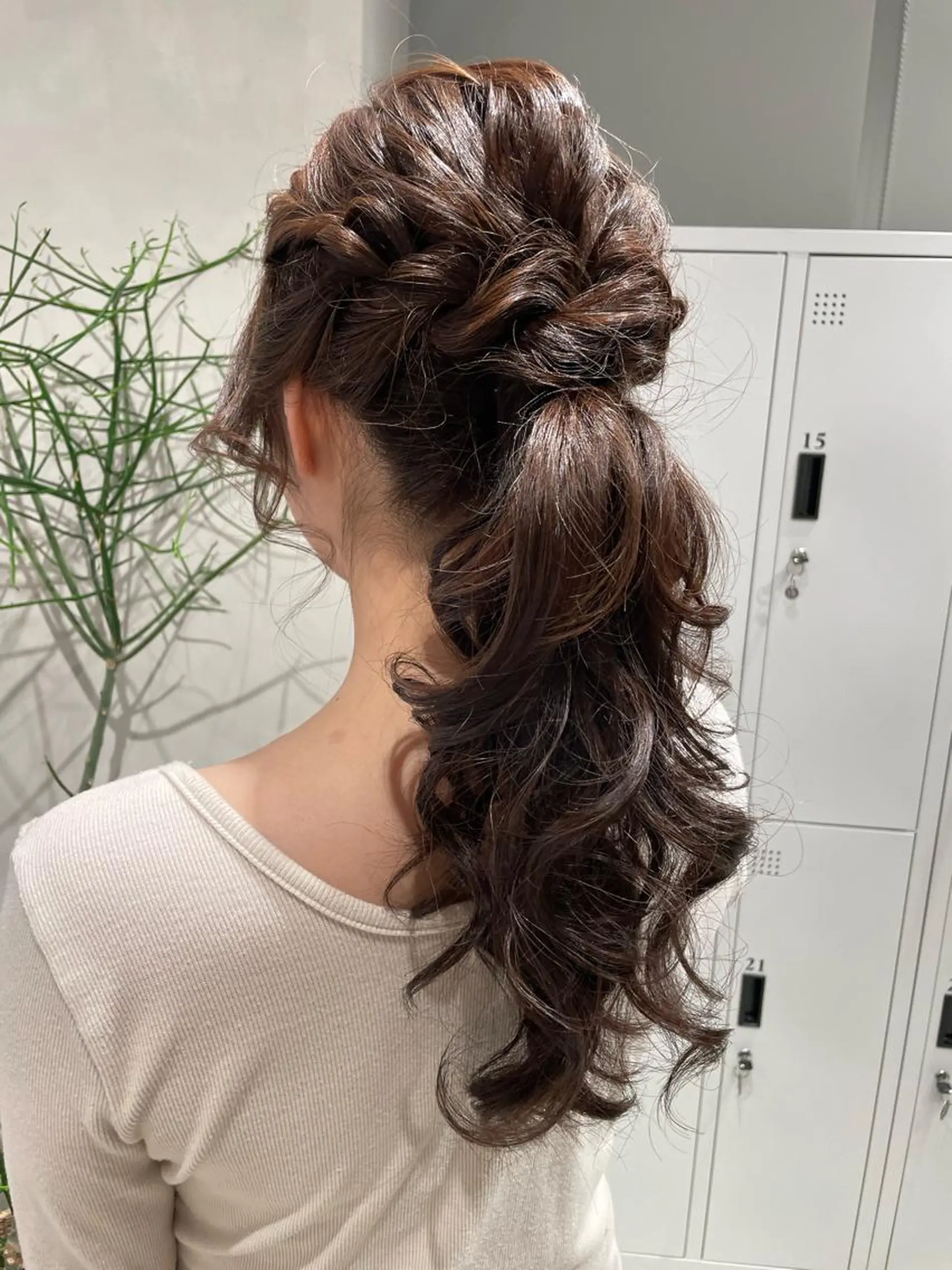 ヘアアレンジ ポニーテール 透明感カラー✨艶髪 制作🌱山根あゆみのヘアスタイル