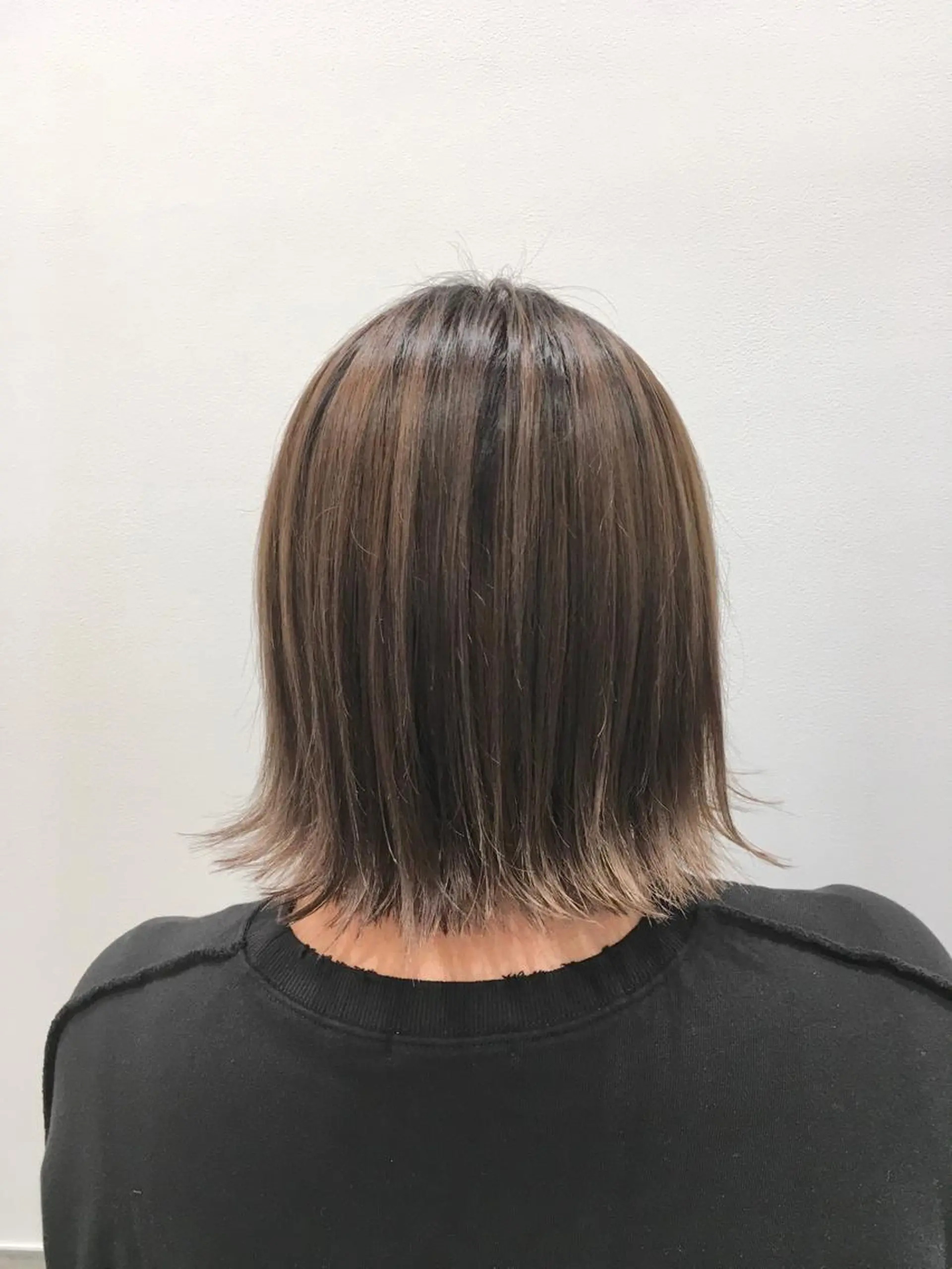 ショート カラー アッシュ ベージュカラー ヘアカラー トリートメント ヘッドスパ ヘアセット go today shaire salon 本店所属・yoshi ☆のヘアスタイル