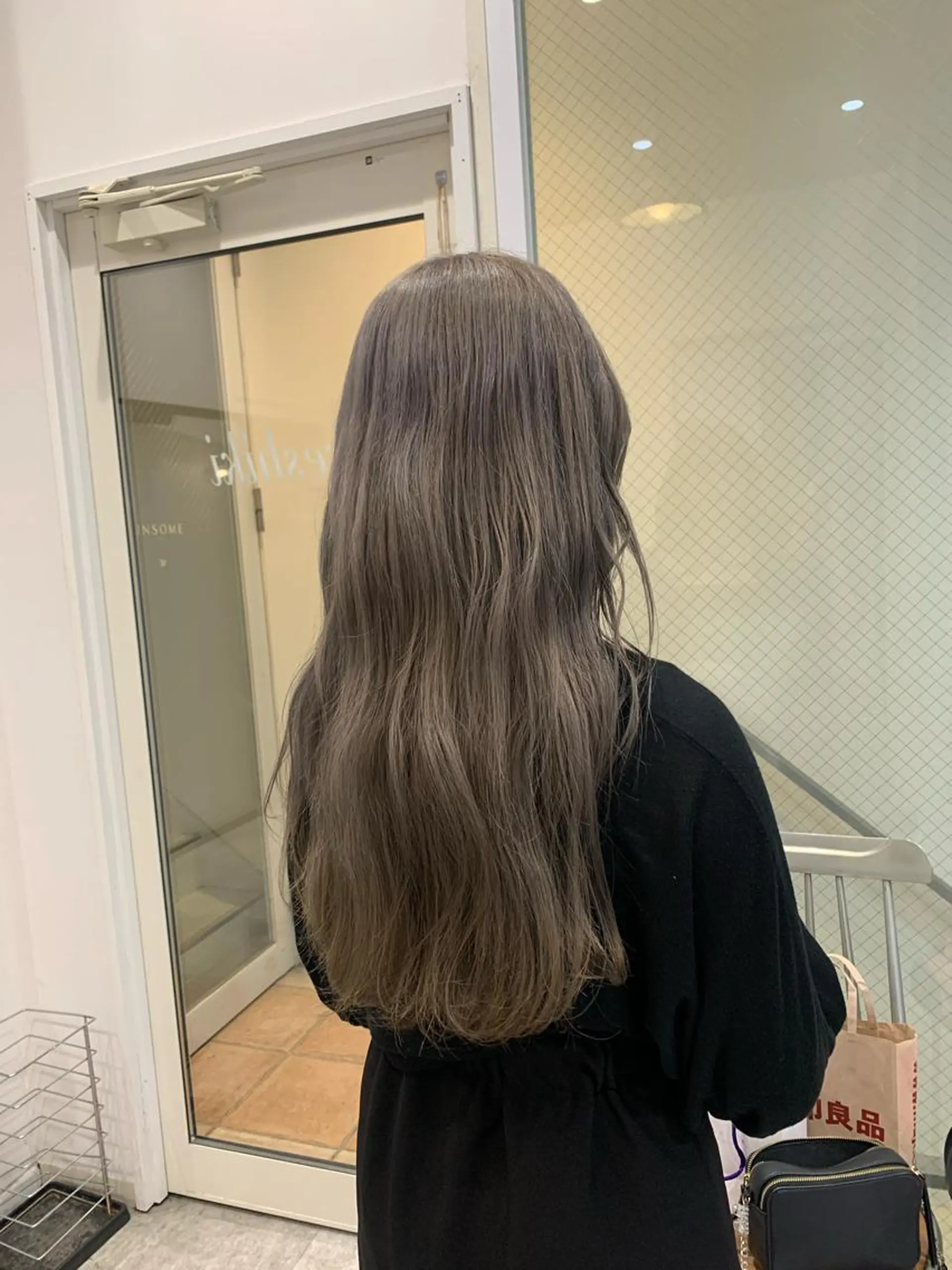 ロング カラー ヘアカラー トリートメント AMI🎀韓国ヘア keshiki大名のヘアスタイル