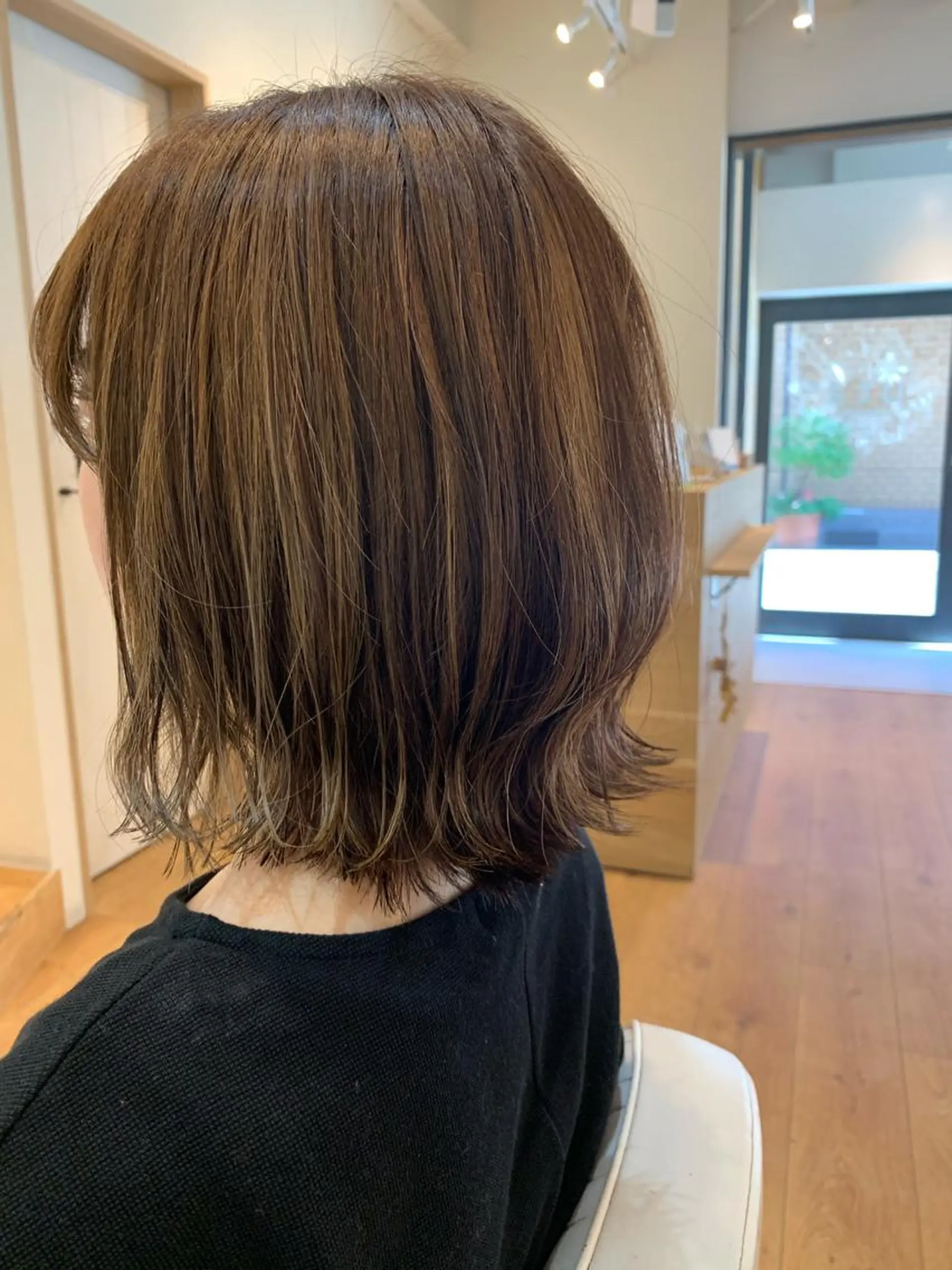 ミディアム ヘアカラー トリートメント ayano ．のヘアスタイル