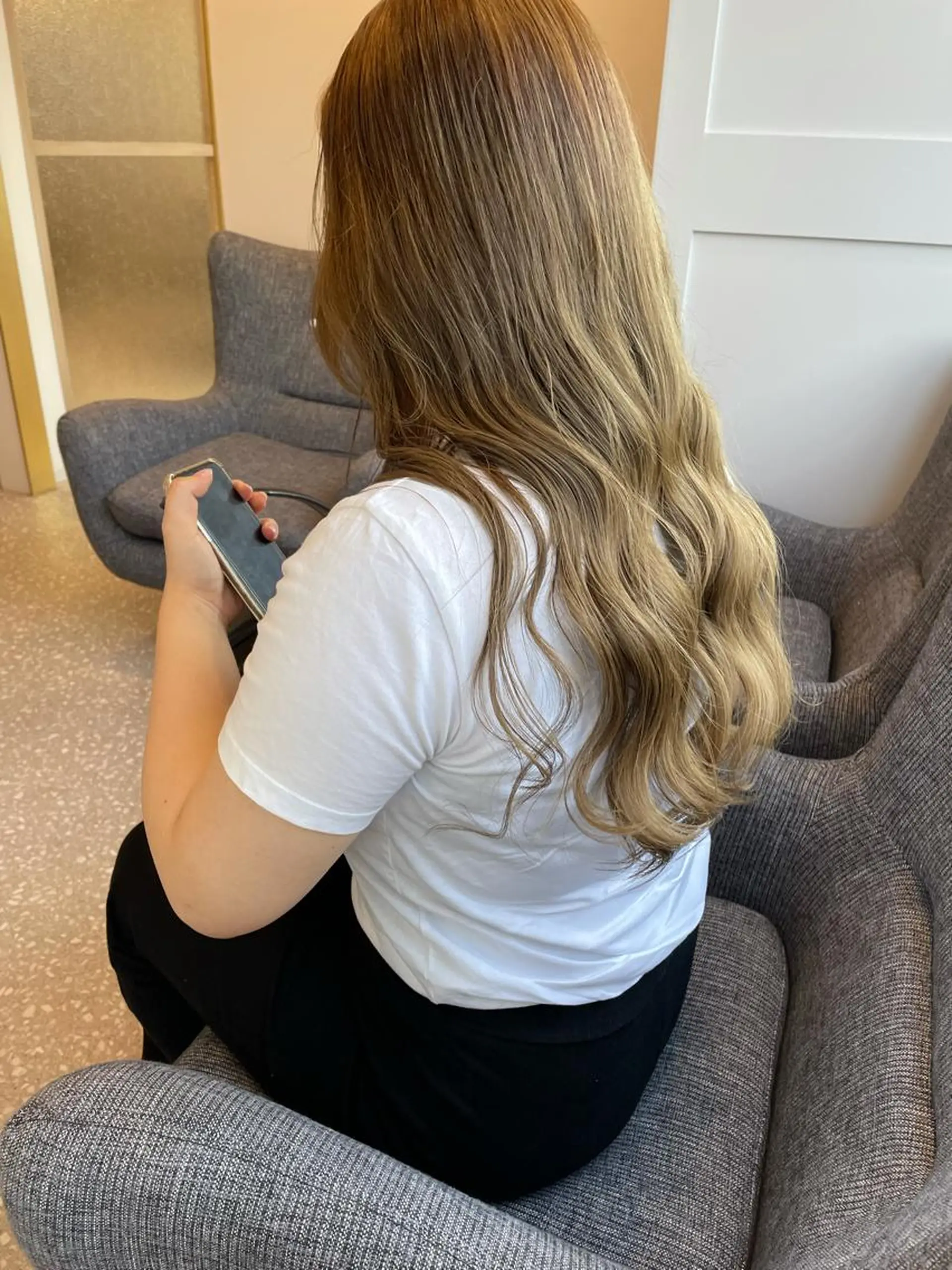 ロング Eleanor梅田店 REMIのヘアスタイル