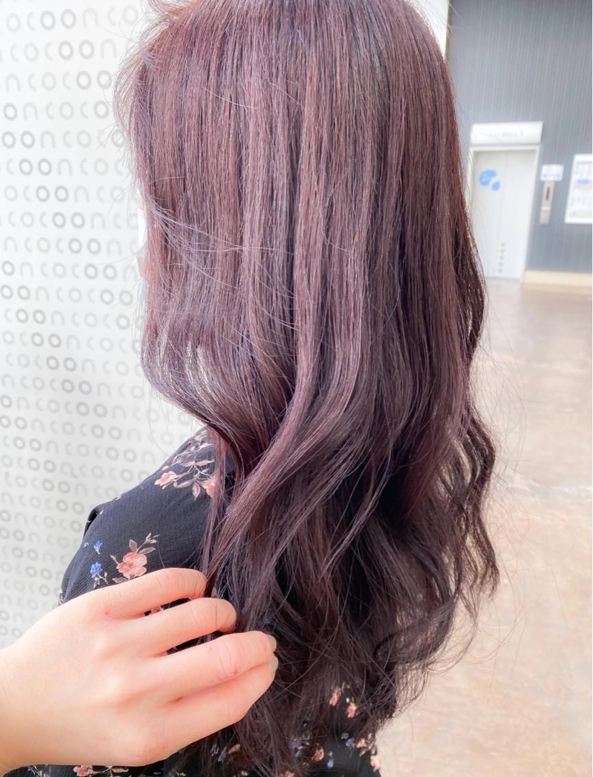 セミロング カラー ブリーチ ブラウンカラー ブリーチなしカラー ピンクカラー ピンクブラウン toap.所属・大野 あさみのヘアスタイル