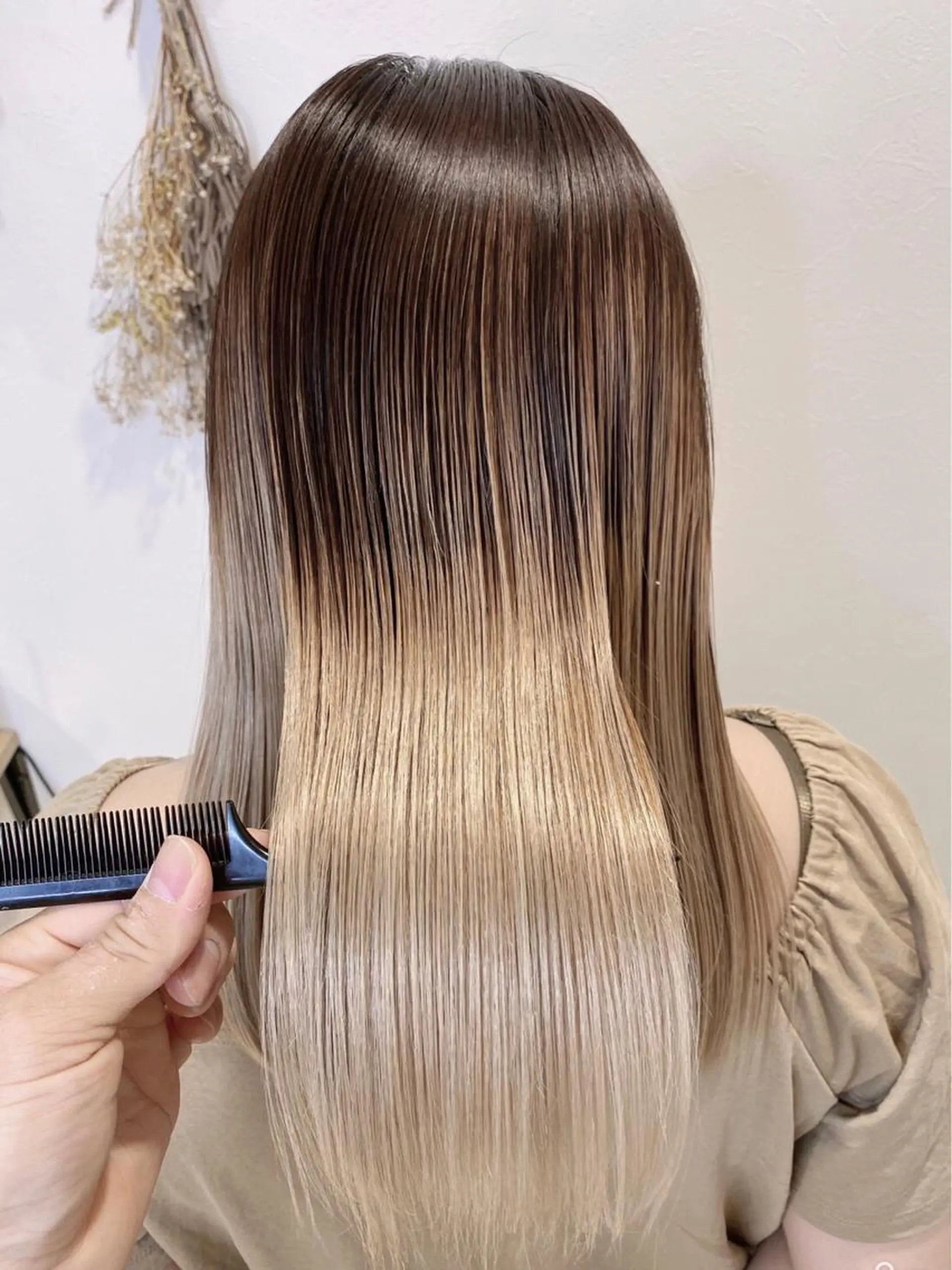 セミロング 🍑はらだ なつき🍑のヘアスタイル