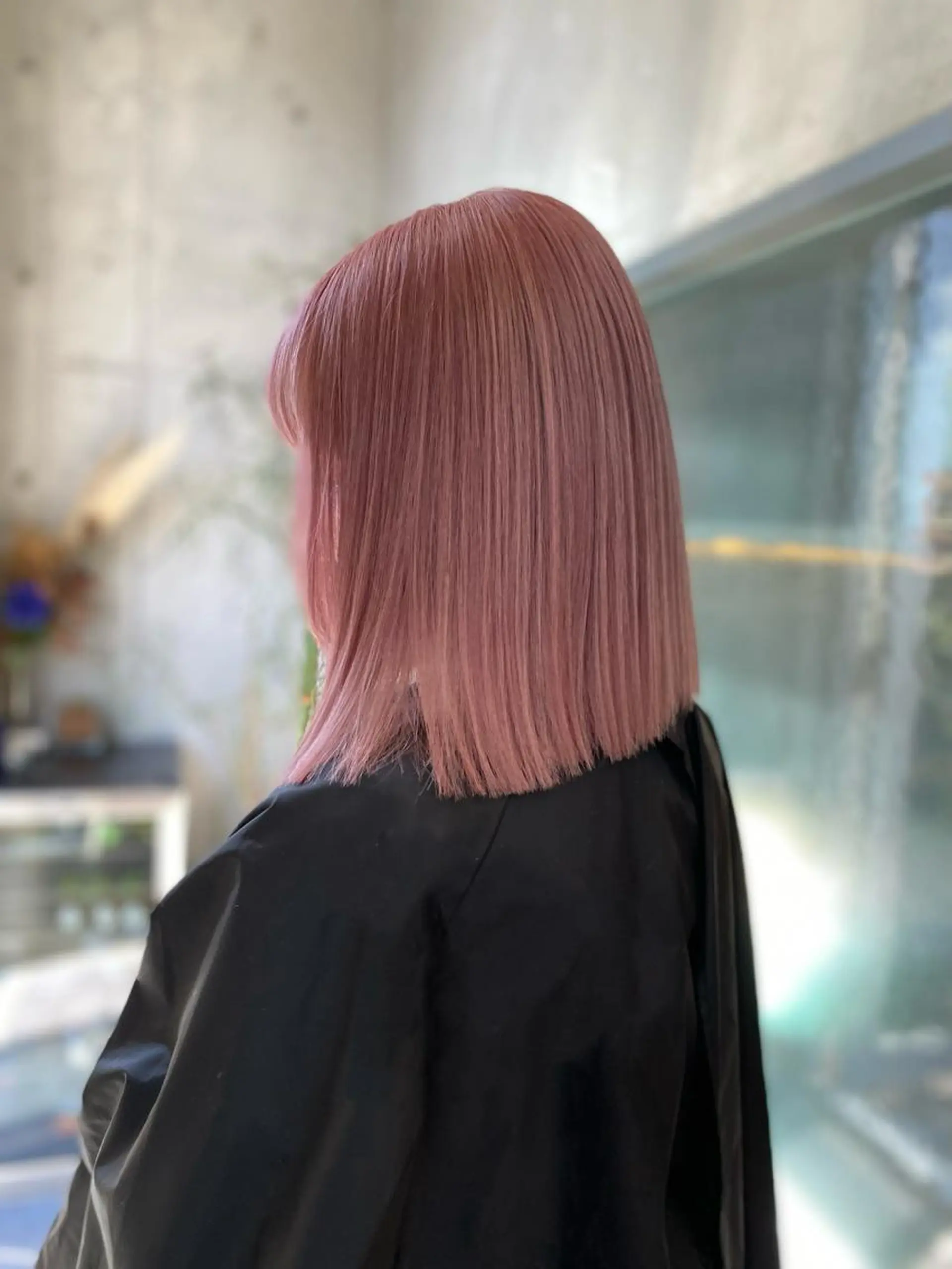 ミディアム カラー ヘアアレンジ ハイトーンカラー ヘアカラー トリートメント mina 🌷のヘアスタイル