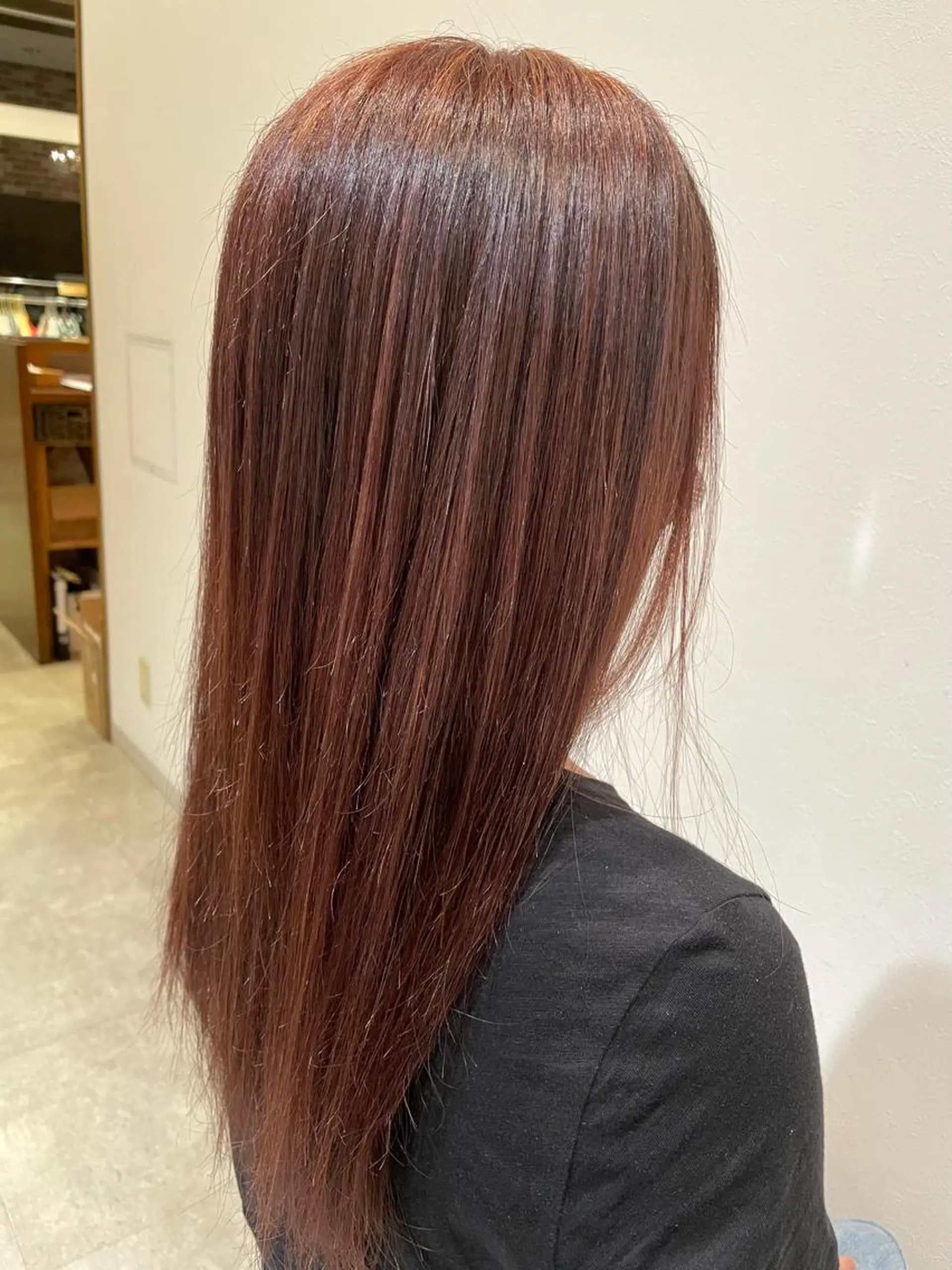 カラー ハイライトカラー 新谷 玲日のヘアスタイル