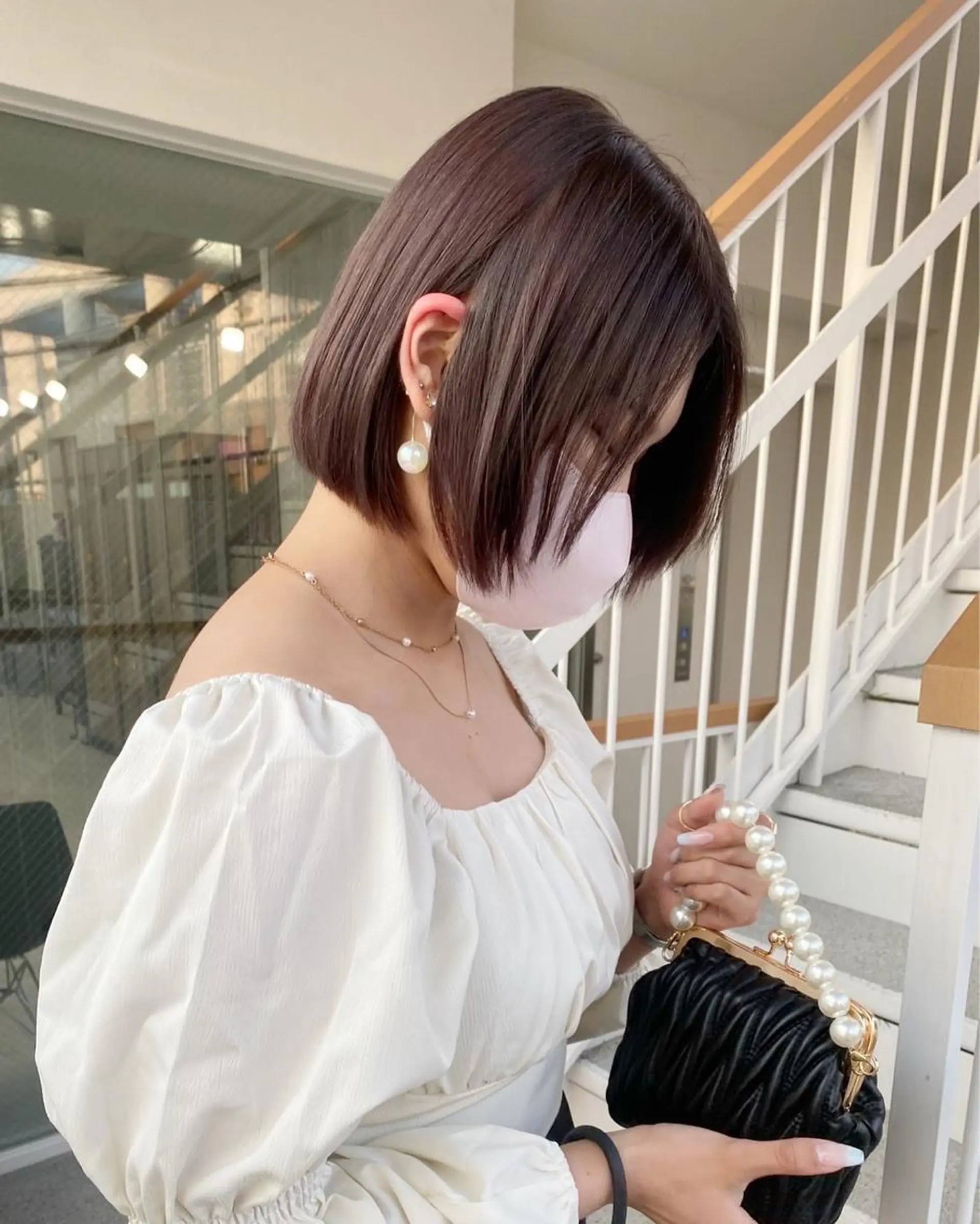 ショート カラー ヘアアレンジ アッシュ アッシュグレー アッシュグレージュ バレイヤージュ ミストバング Bob＆ハイトーン 専門家CHIHIROのヘアスタイル