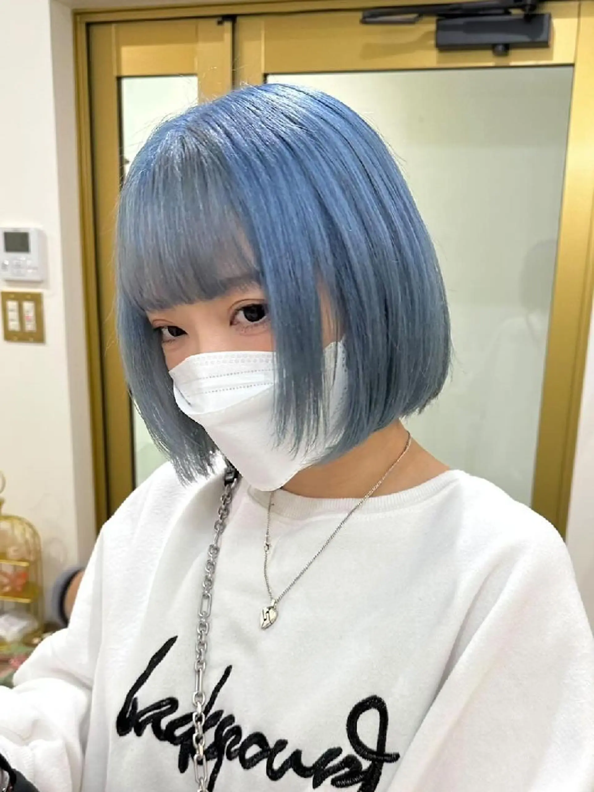 ショート カラー ブルーカラー ORIKA 美容室のヘアスタイル