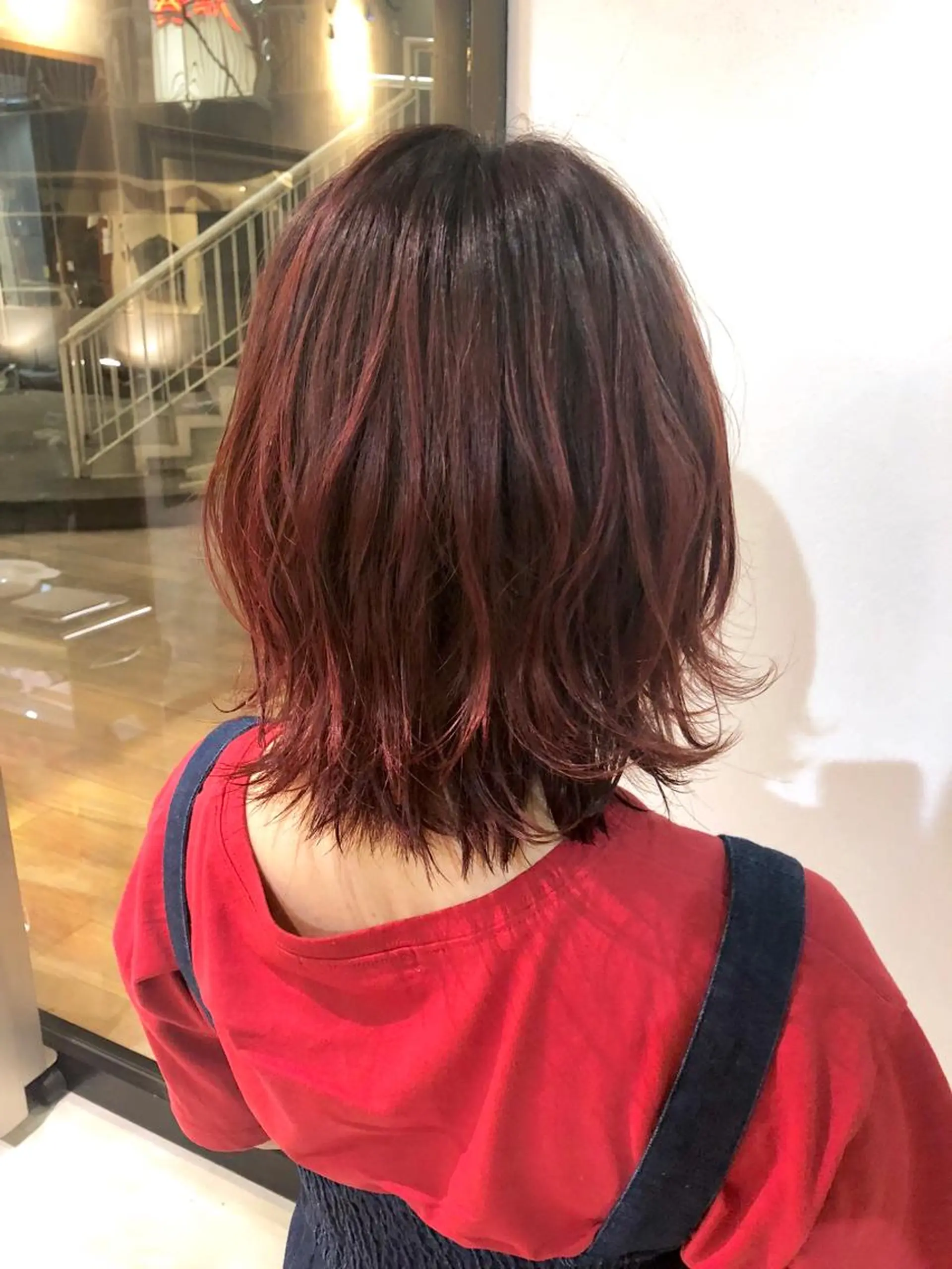 ミディアム カラー レッドカラー ローズカラー カット ヘアカラー トリートメント 松村 崇弘のヘアスタイル