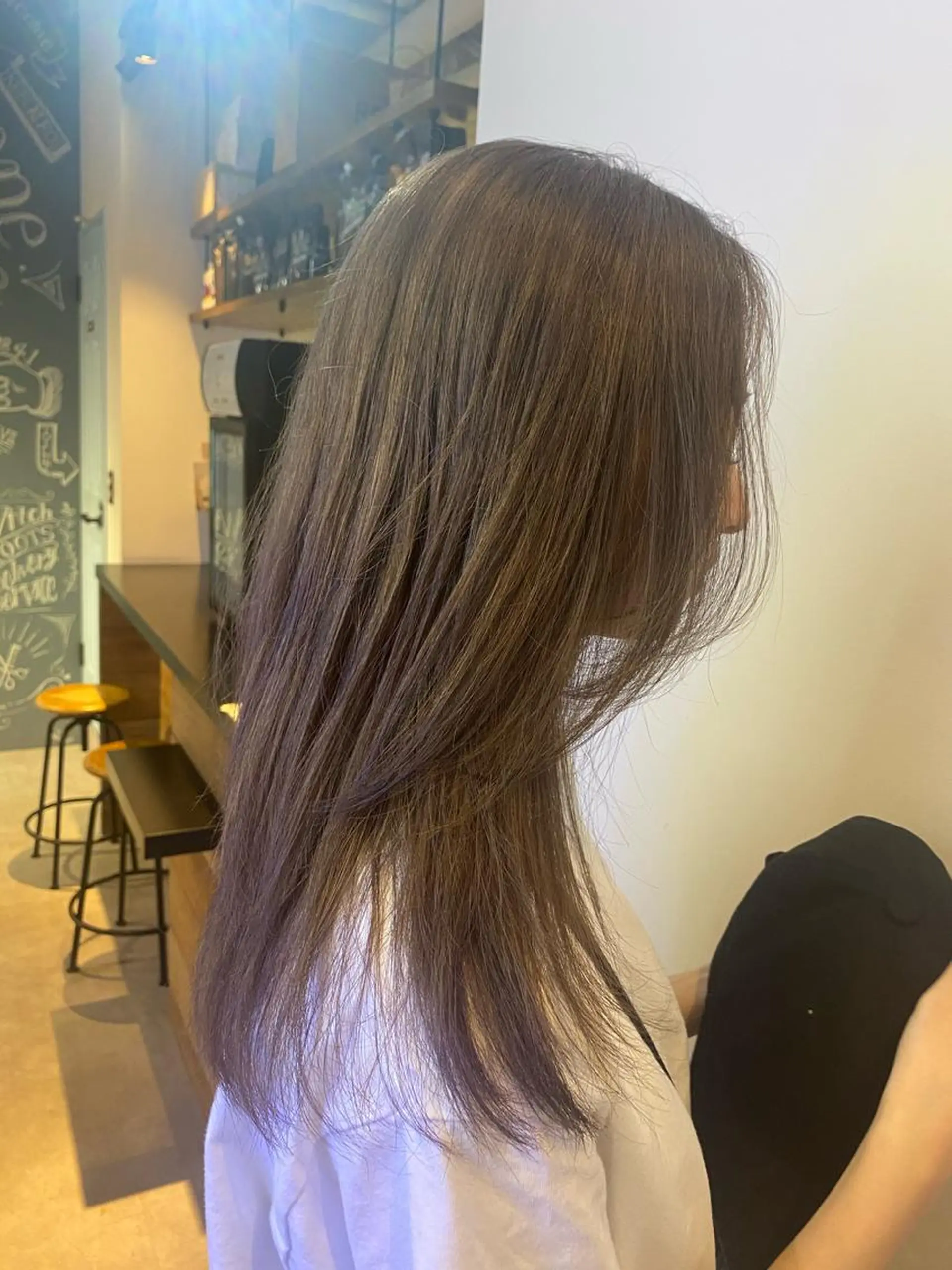 セミロング カラー ブリーチ グレージュ カット ヘアカラー トリートメント scene.池袋所属・scene. haraのヘアスタイル