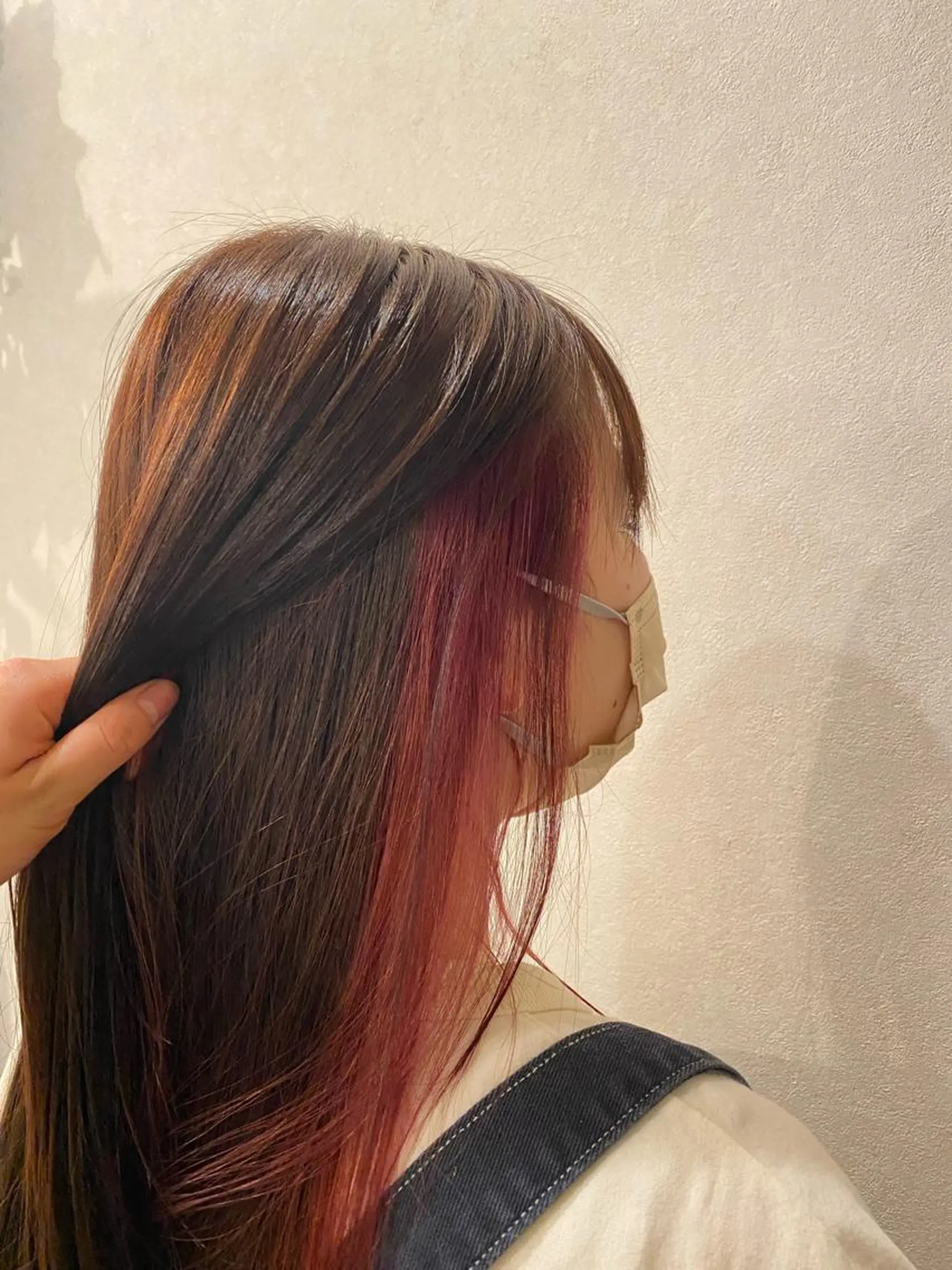 カラー ピンクカラー 岡田 真弥のヘアスタイル