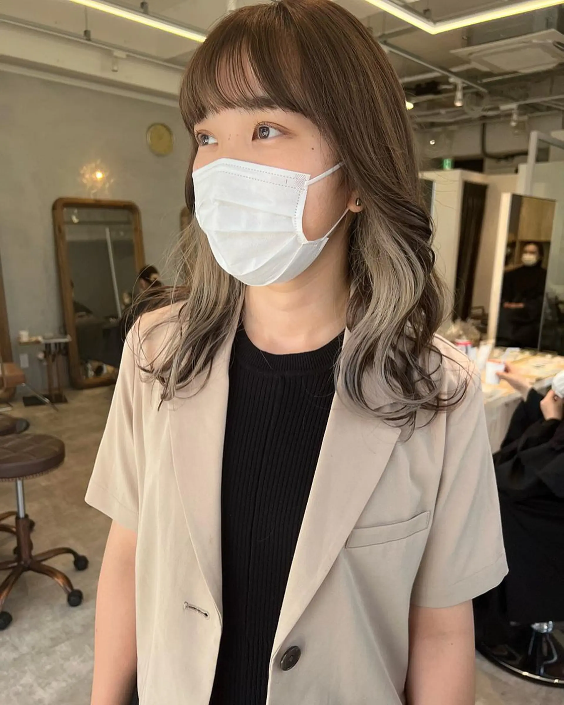 セミロング カット ヘアカラー mai 🌷のヘアスタイル