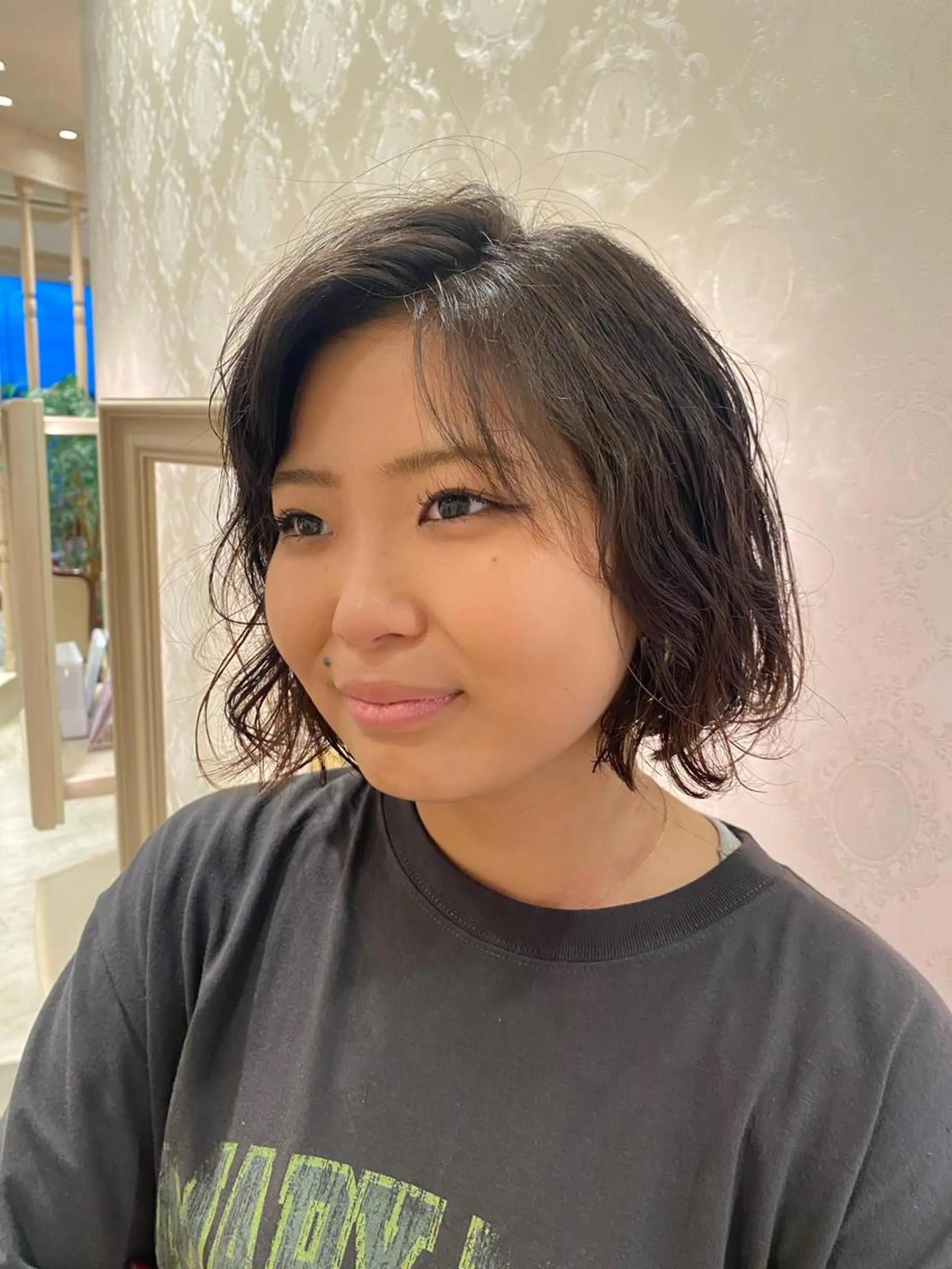 ショート パーマ 艶カラー🌸アレンジ 🌹Sally🕊️のヘアスタイル