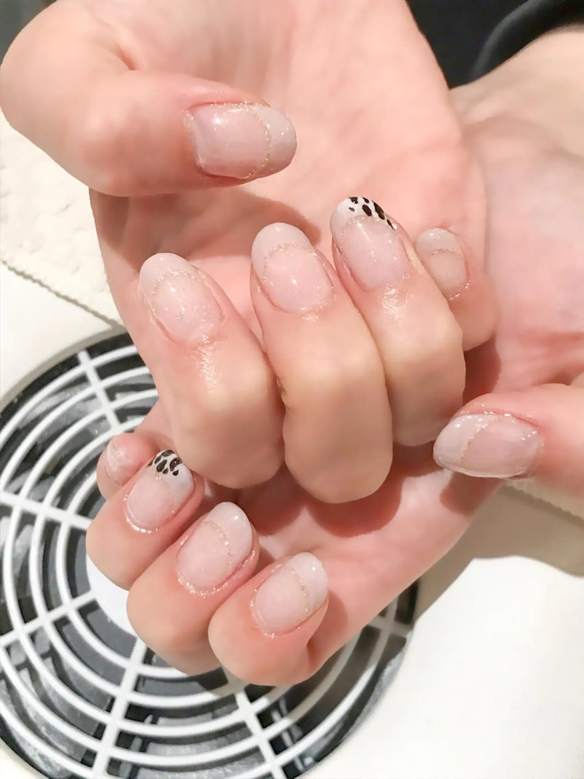 ネイル フレンチネイル パープル ホワイト Nyanco Nailのネイルデザイン