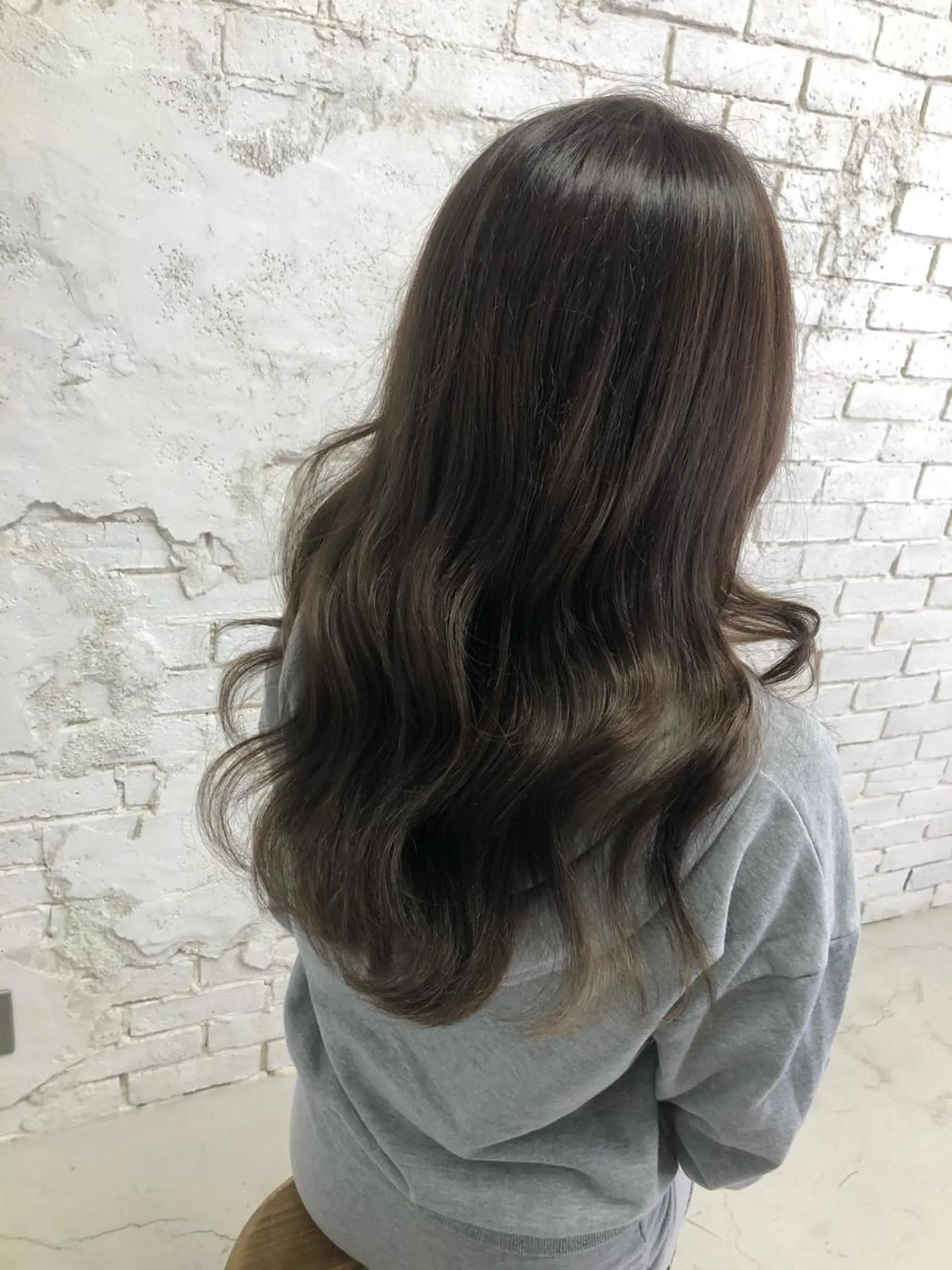 ロング カラー 艶ハイトーン👑♡ NATSUKIのヘアスタイル