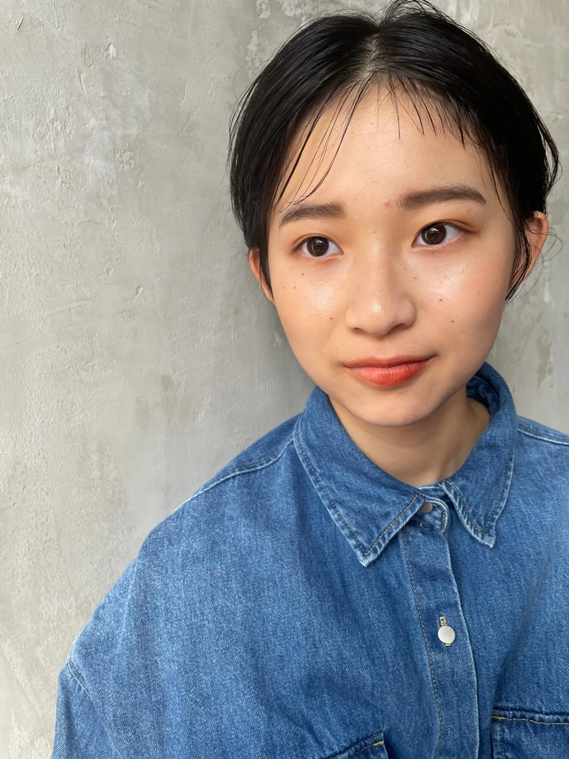 ショート カット さの あやねのヘアスタイル