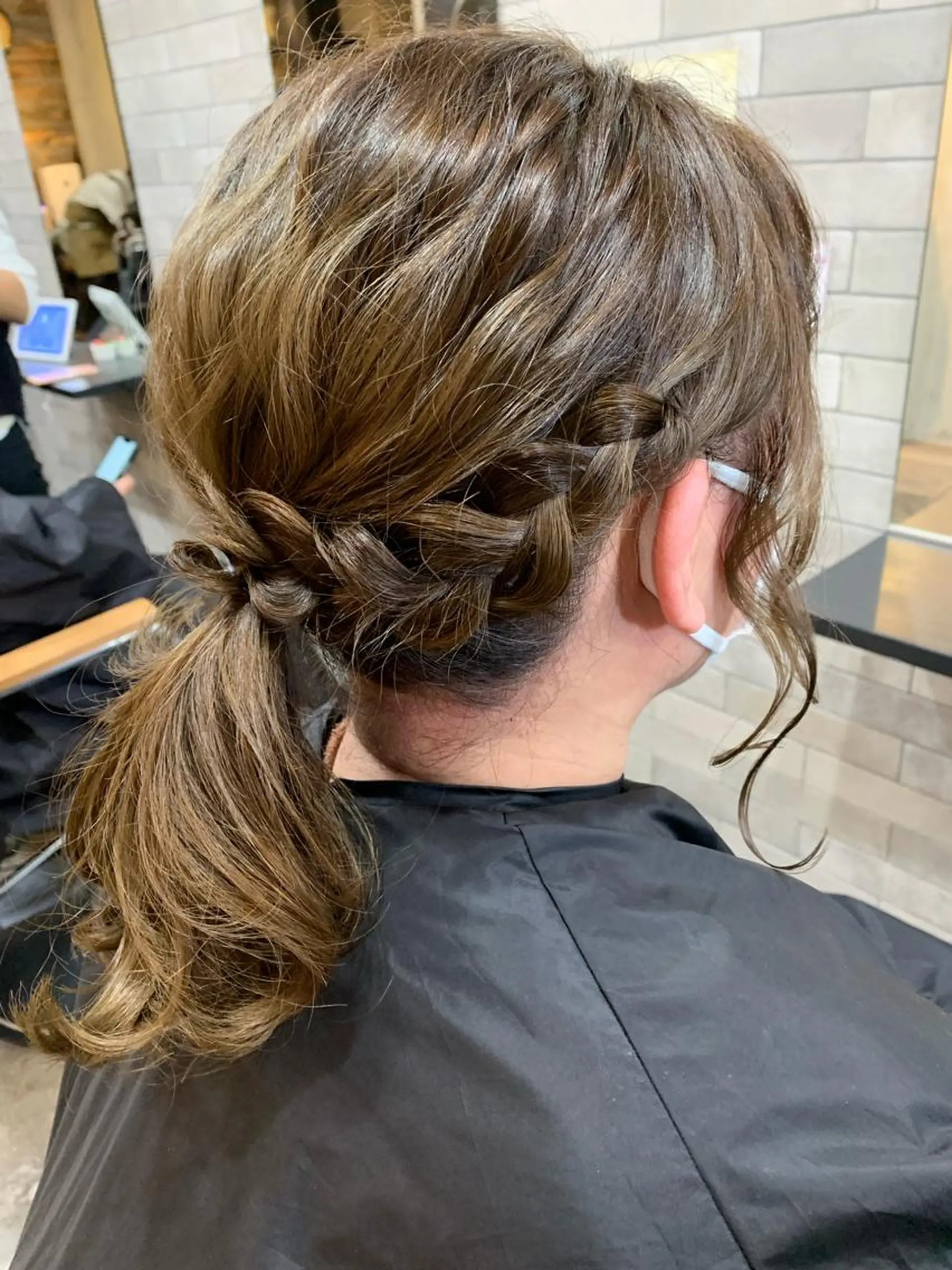 セミロング ヘアカラー トリートメント 山本 みきのヘアスタイル