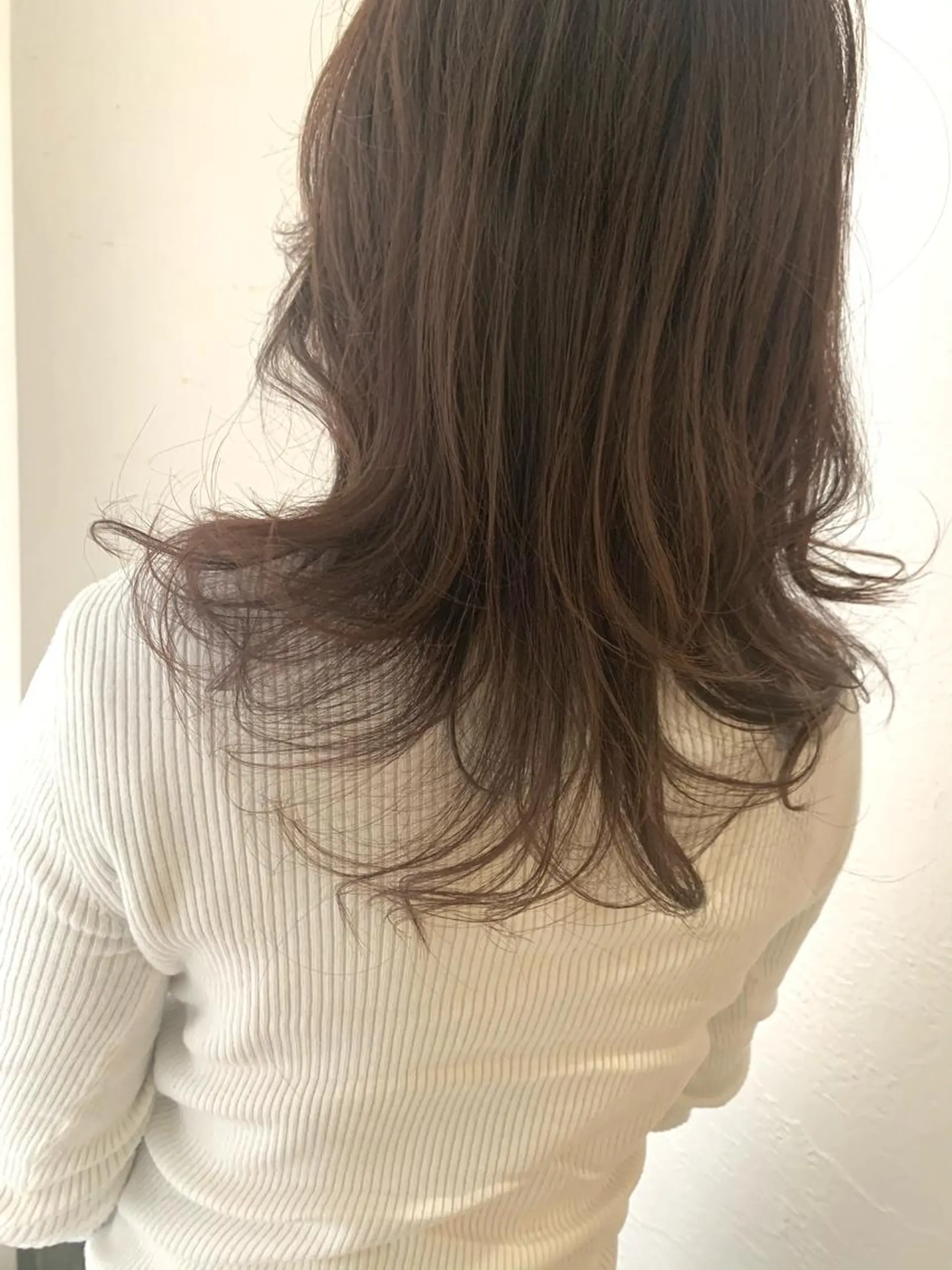 セミロング カラー カット ヘアカラー fio マナミのヘアスタイル