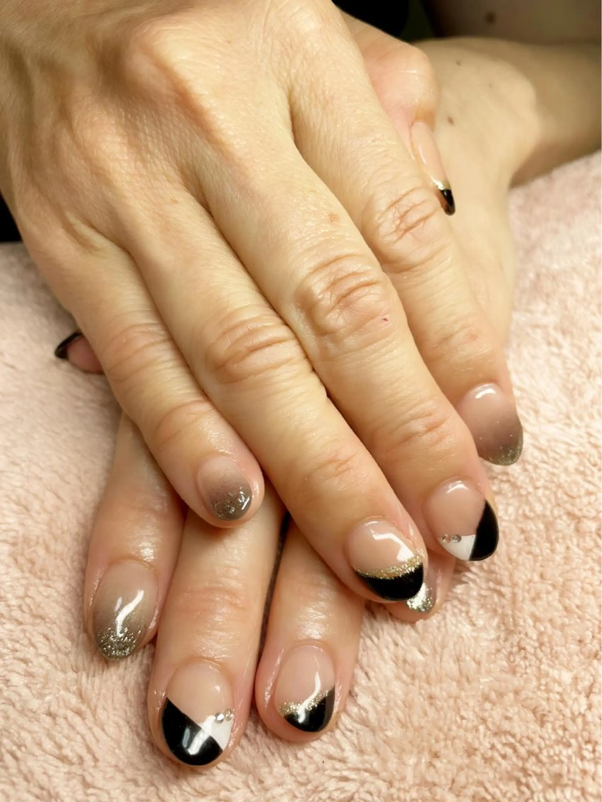 ネイル Rena-ju キャサディのネイルデザイン