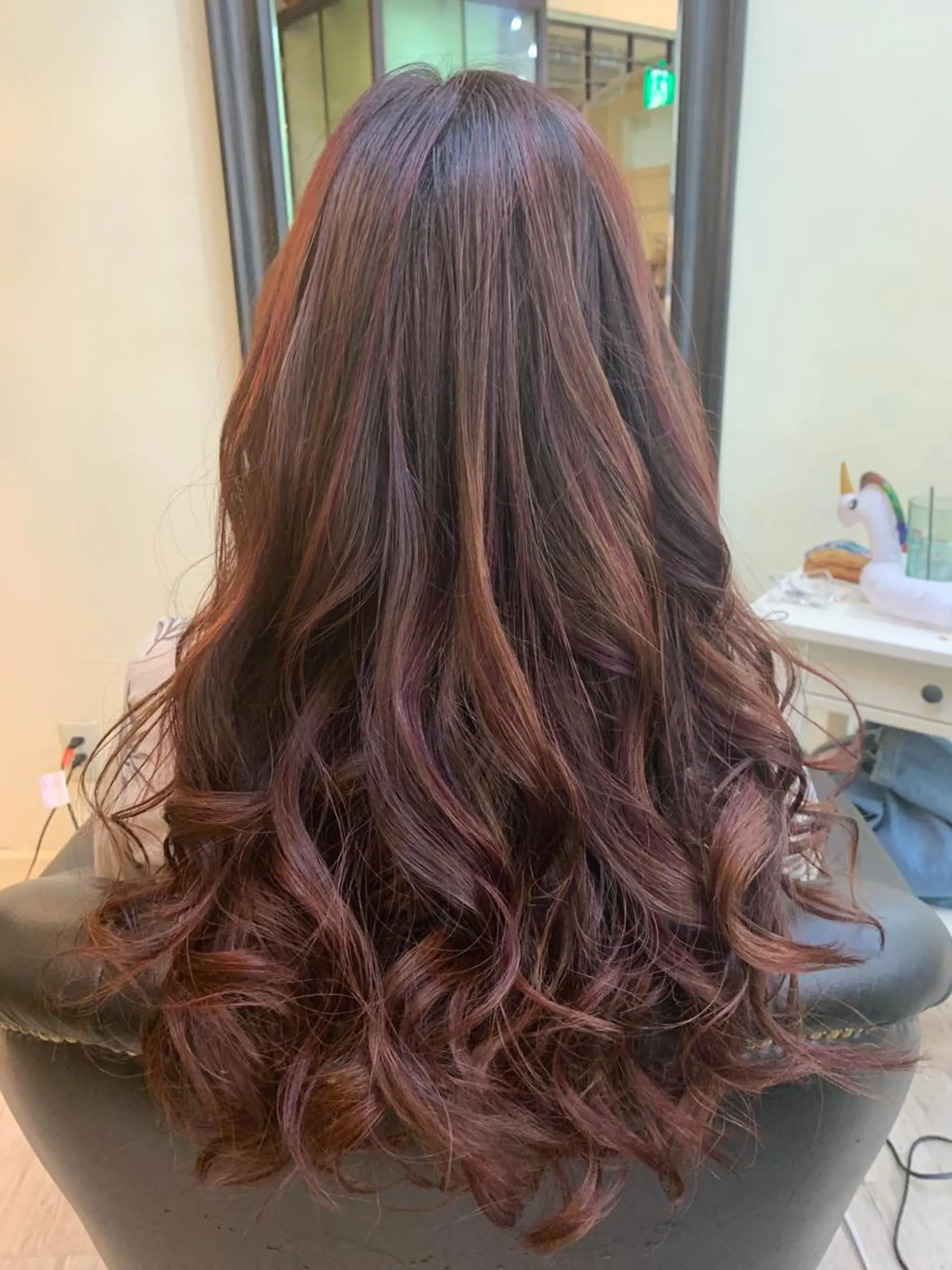 ロング カラー ヘアカラー 鶴見 和美のヘアスタイル