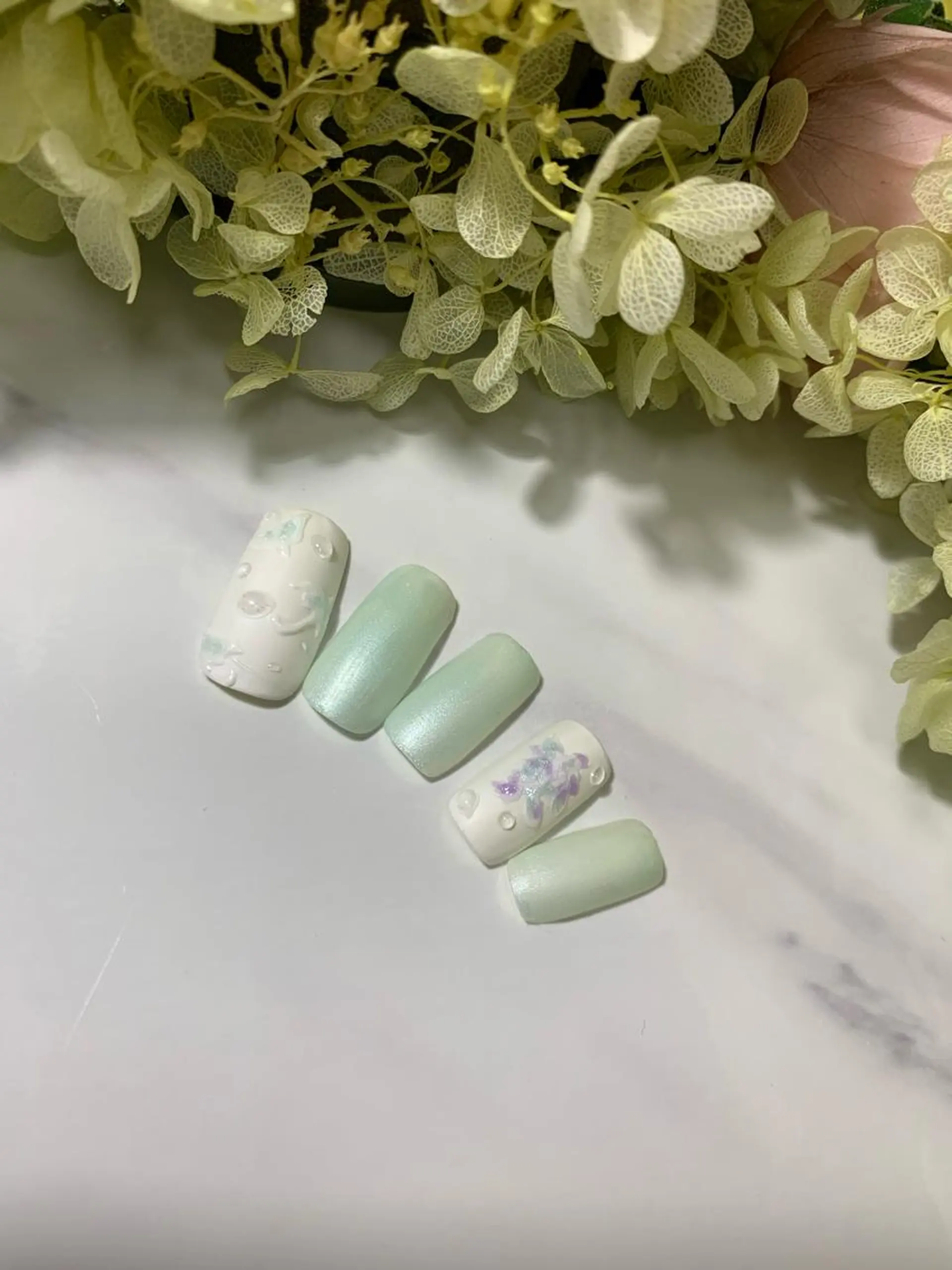 ネイル AZU nailのネイルデザイン